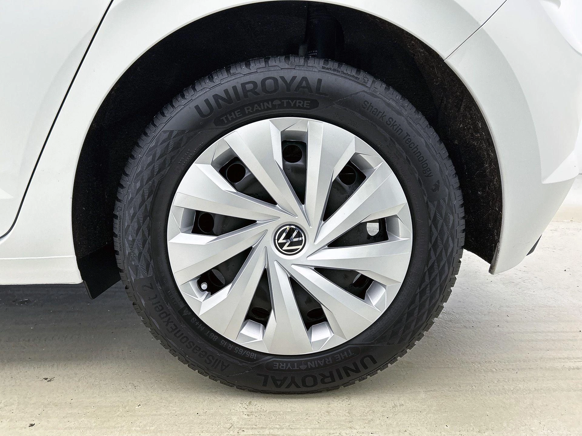 Volkswagen-Polo-image-34