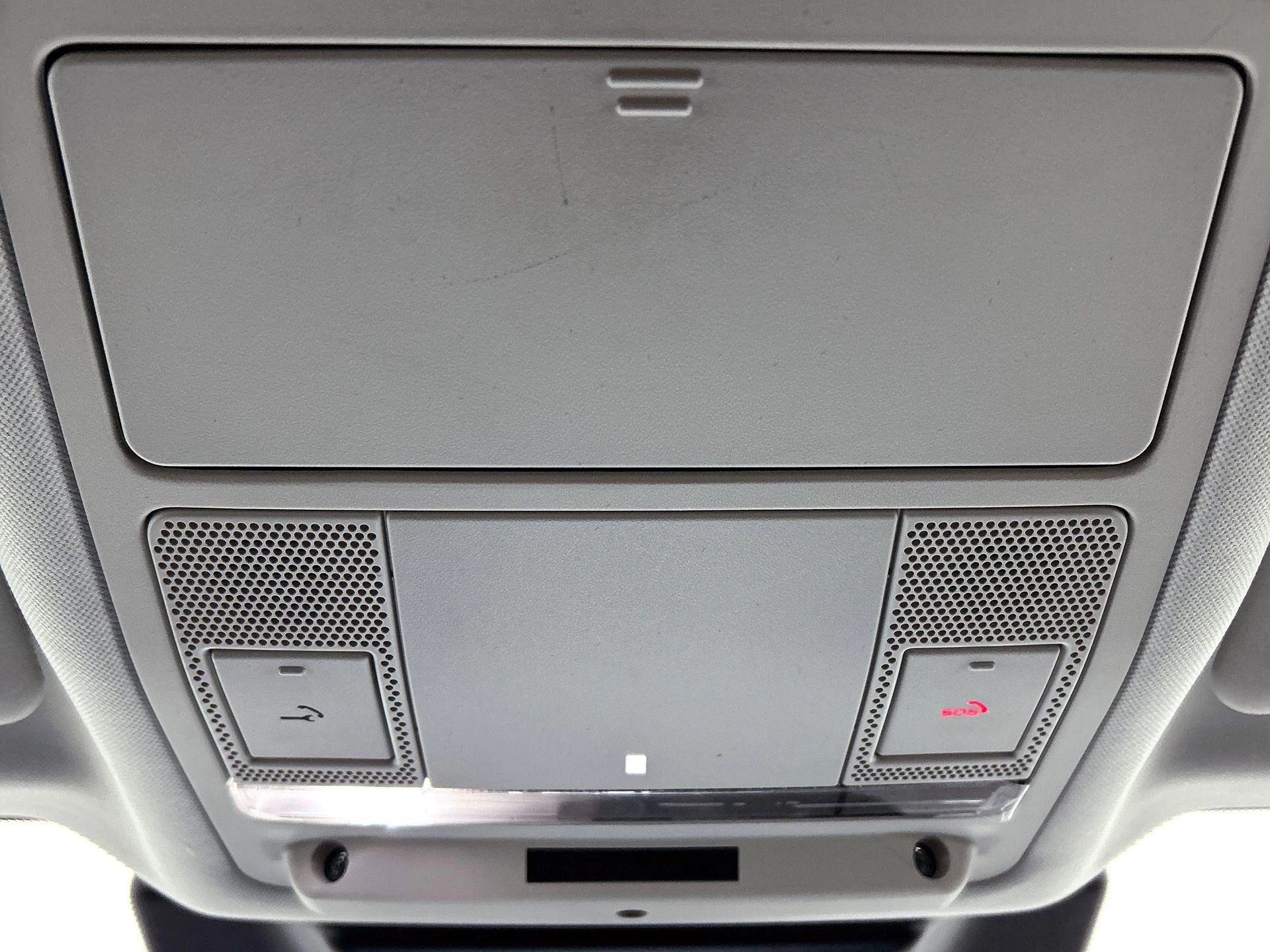 Jaguar-I-PACE-image-38