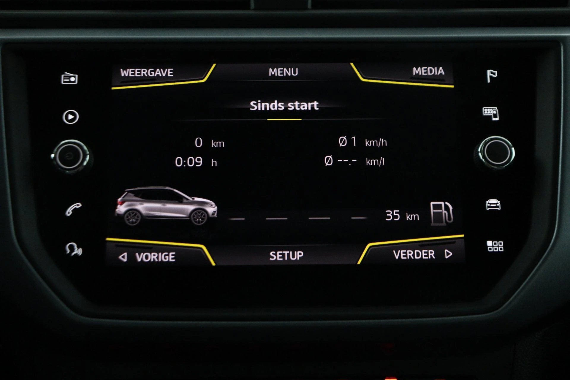 SEAT-Arona-image-45
