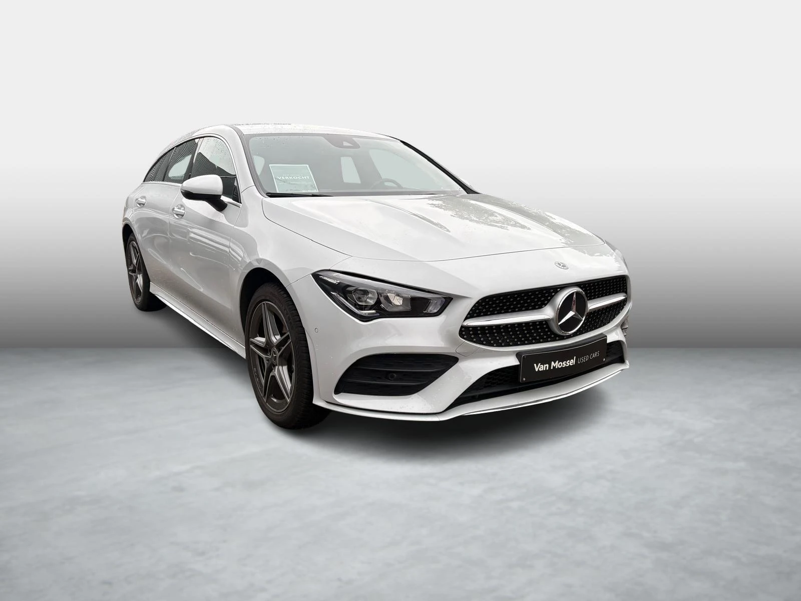 Mercedes-Benz-CLA-image-3
