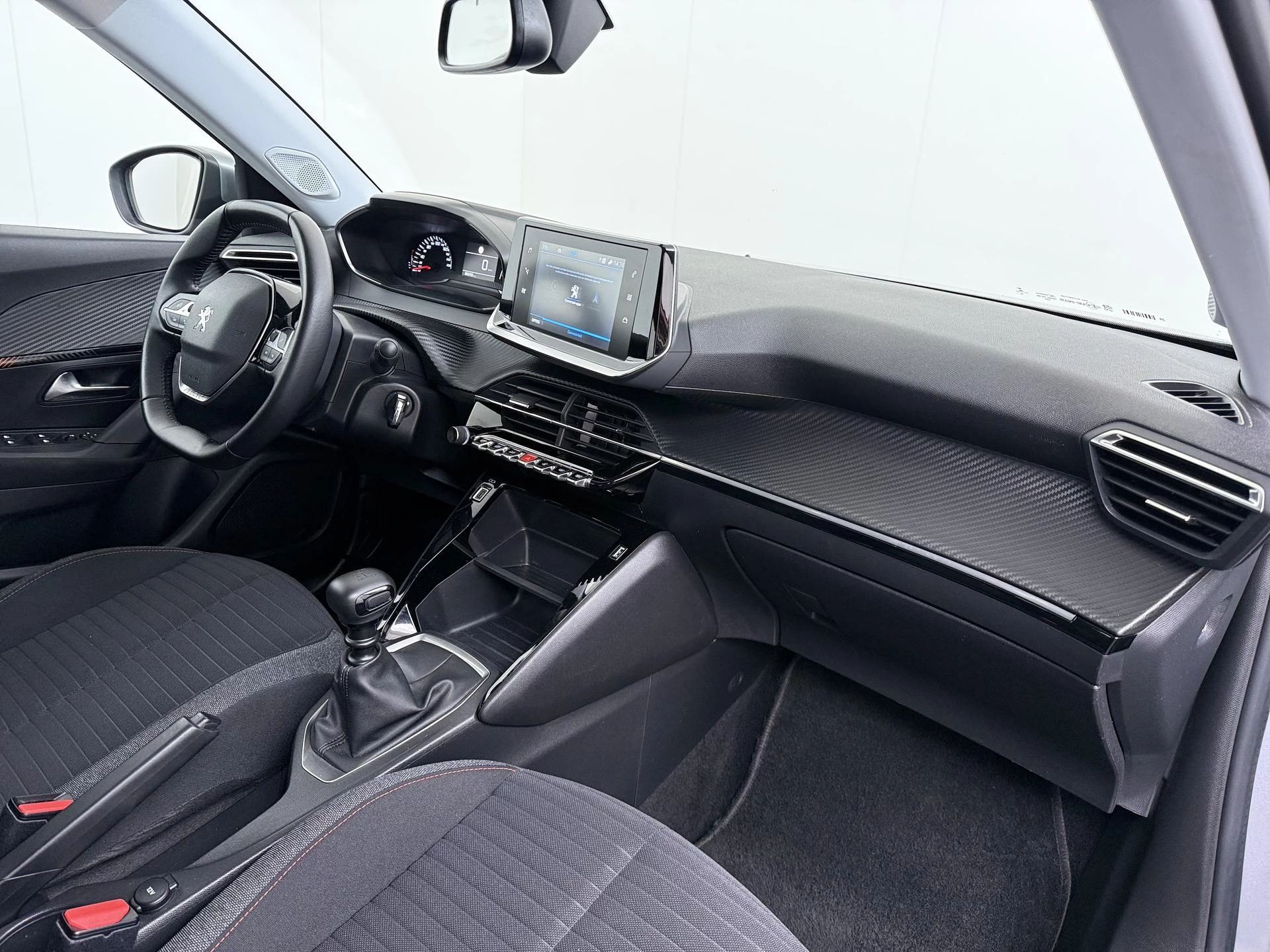 Peugeot-2008-image-28
