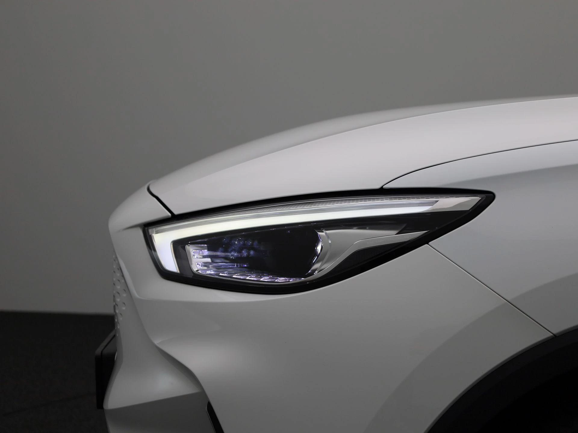 MG-ZS EV-image-15
