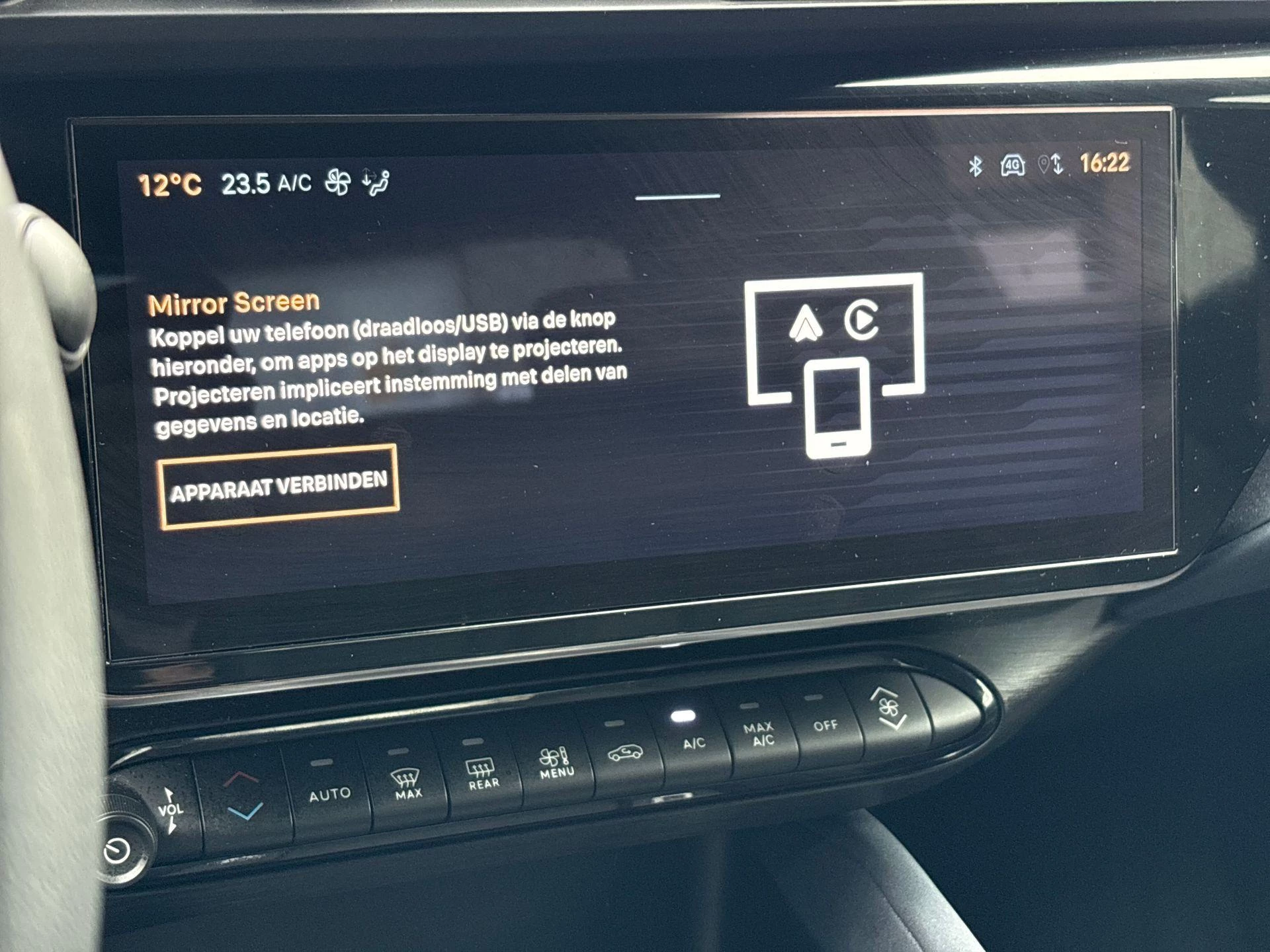 Alfa Romeo Junior Elettrica 54 kWh