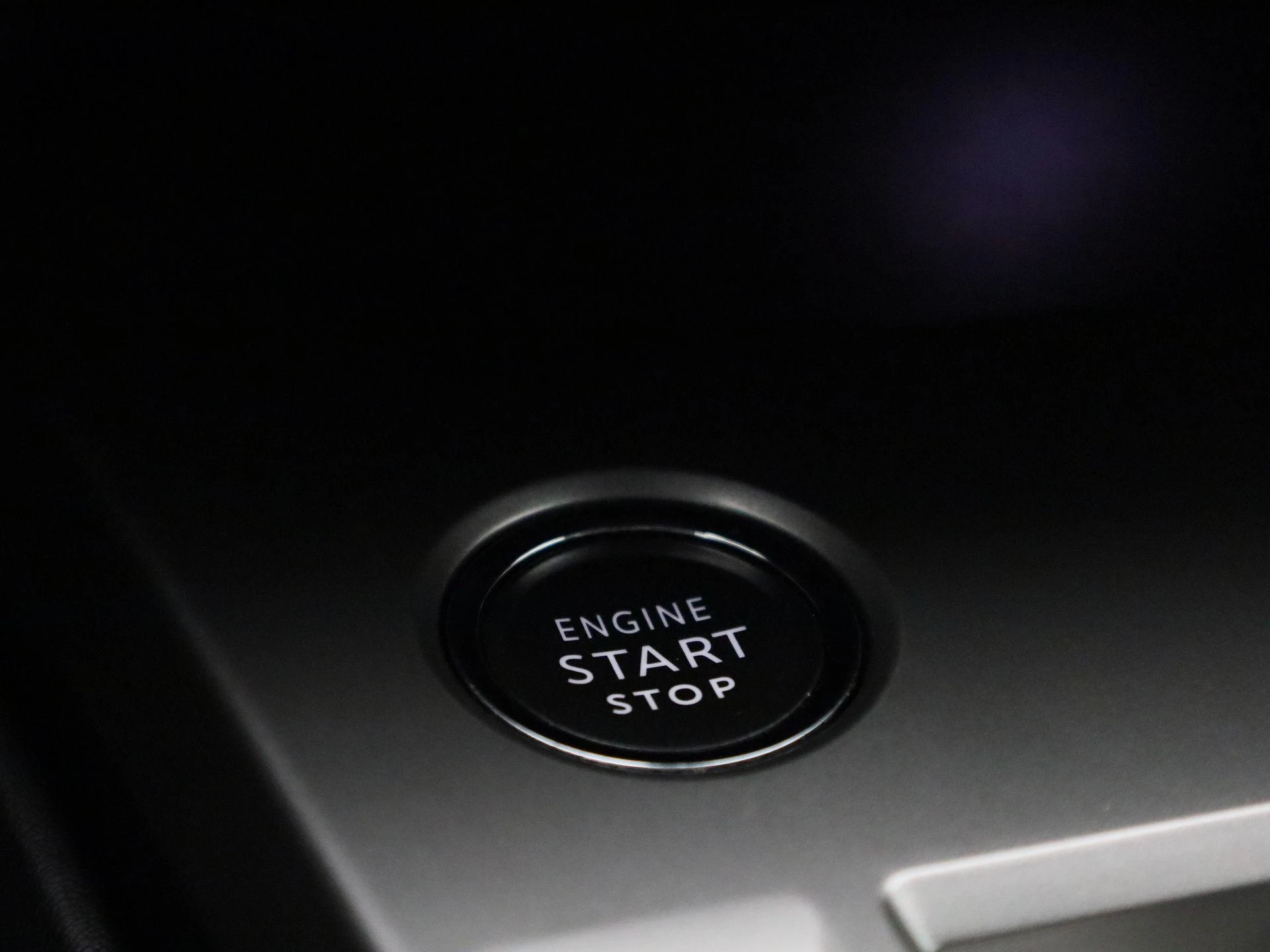 Peugeot-308-image-25