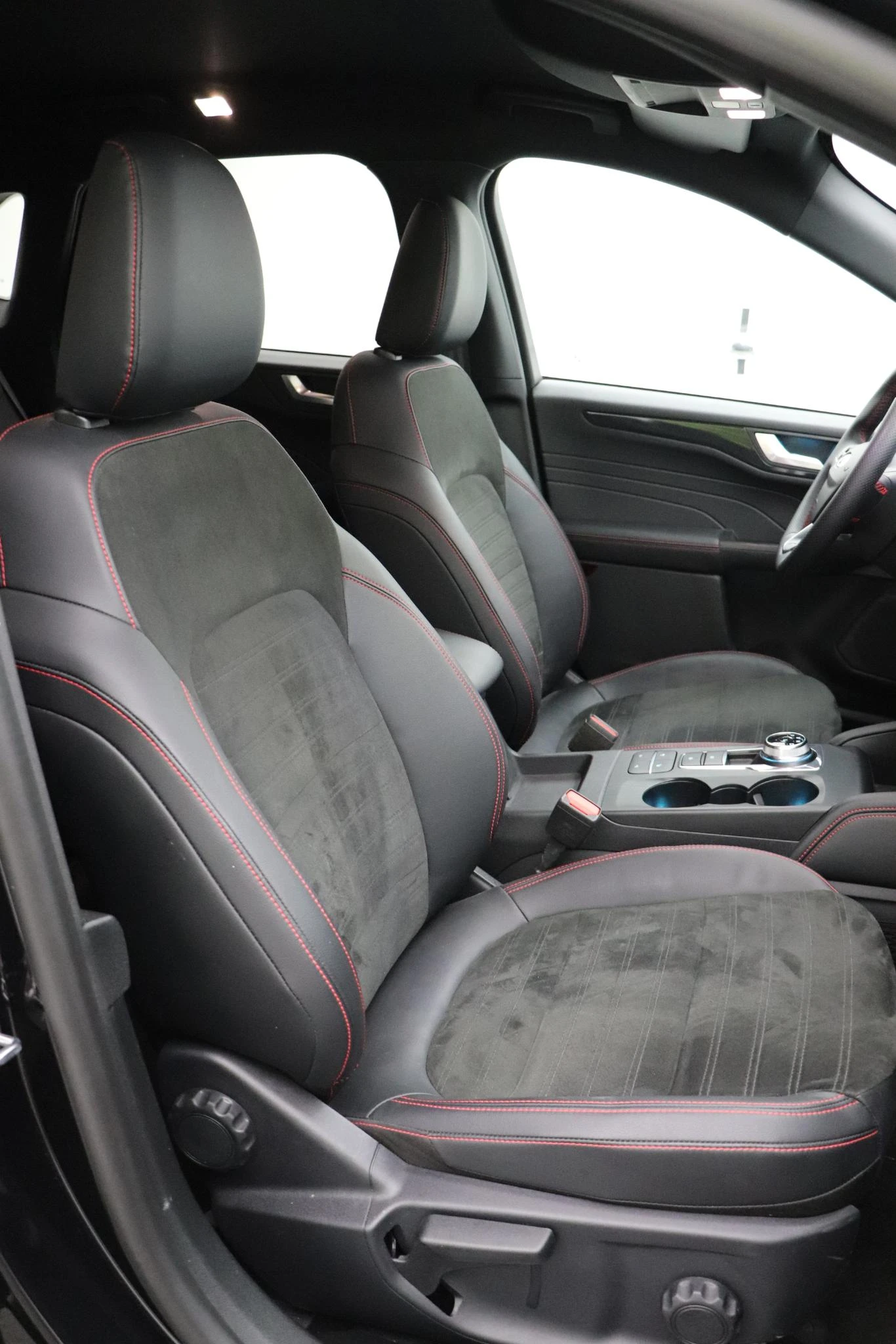 Ford-Kuga-image-14