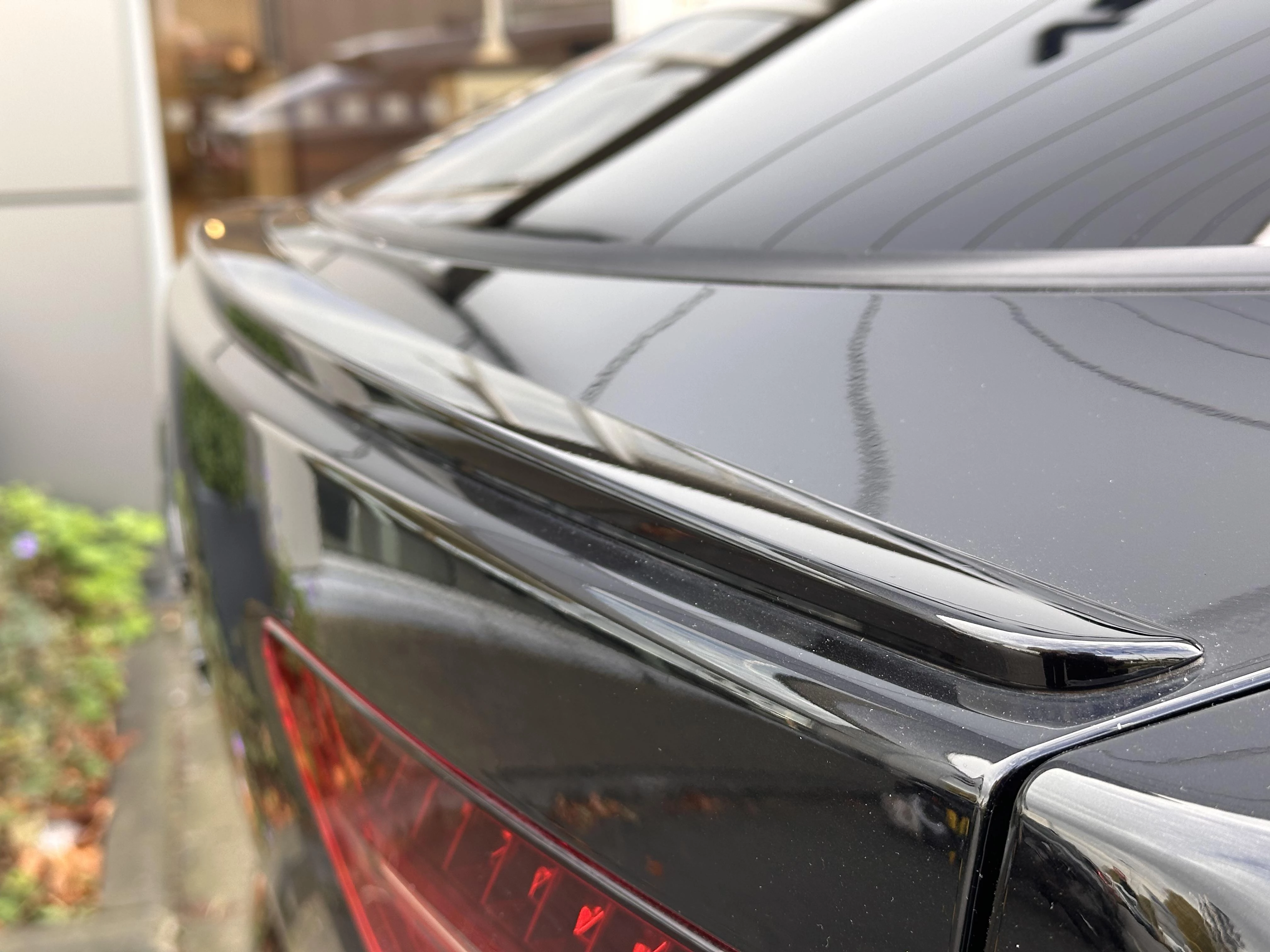 Jaguar-I-PACE-image-48