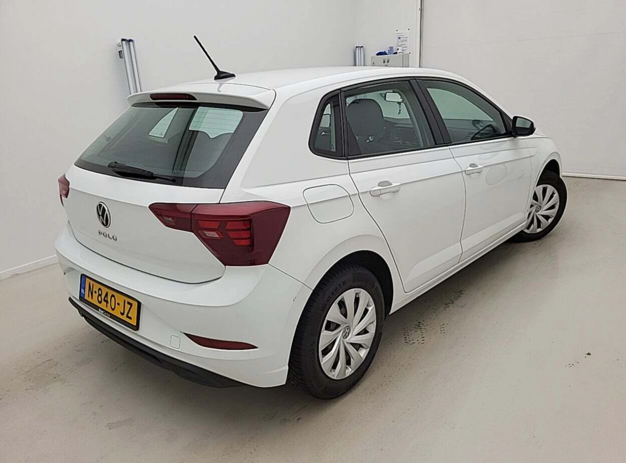 Volkswagen-Polo-image-1