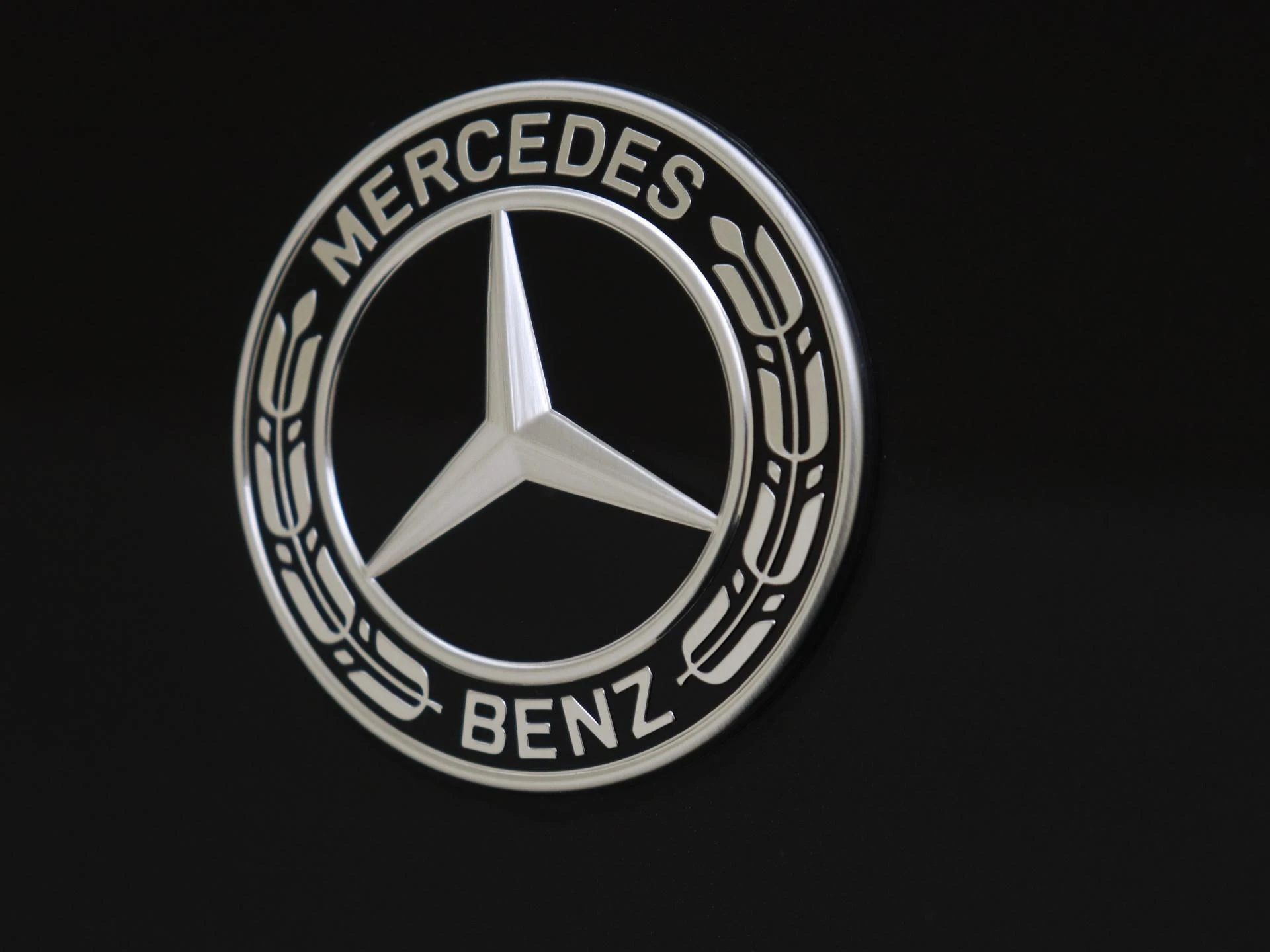 Mercedes-Benz-E-Klasse-image-28