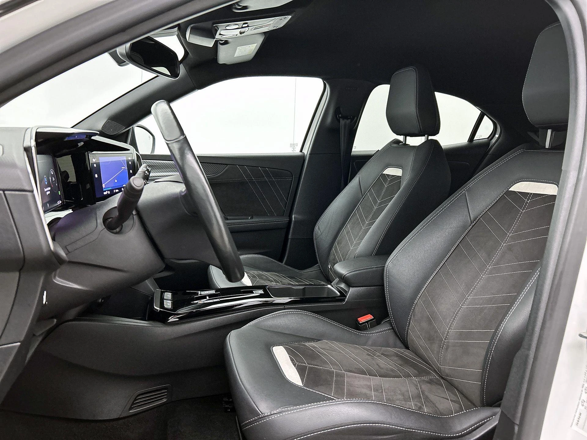Opel-Mokka-e-image-32