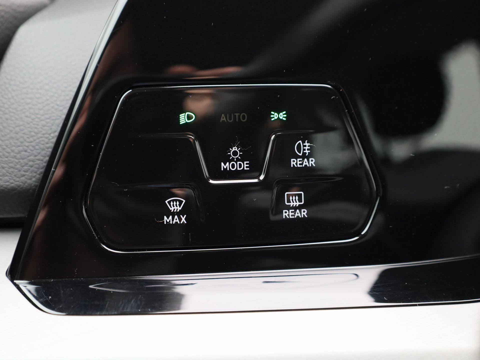 Volkswagen Golf VIII 1.0 eTSI 81kW Life DSG