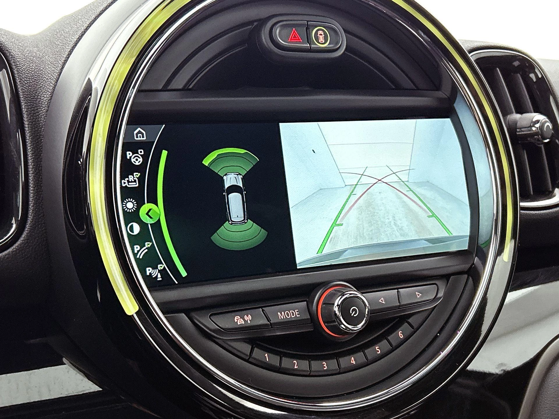 MINI-Countryman-image-10