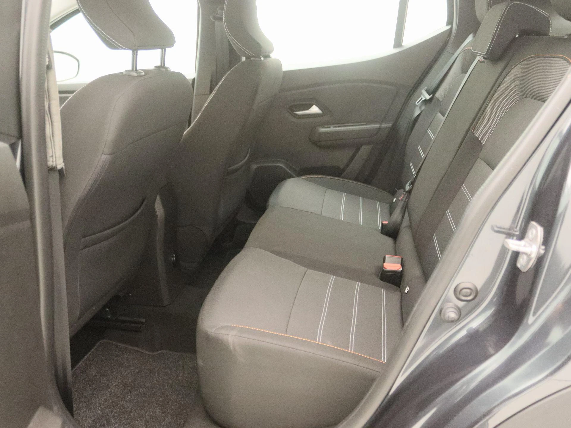 Dacia-Sandero-image-12