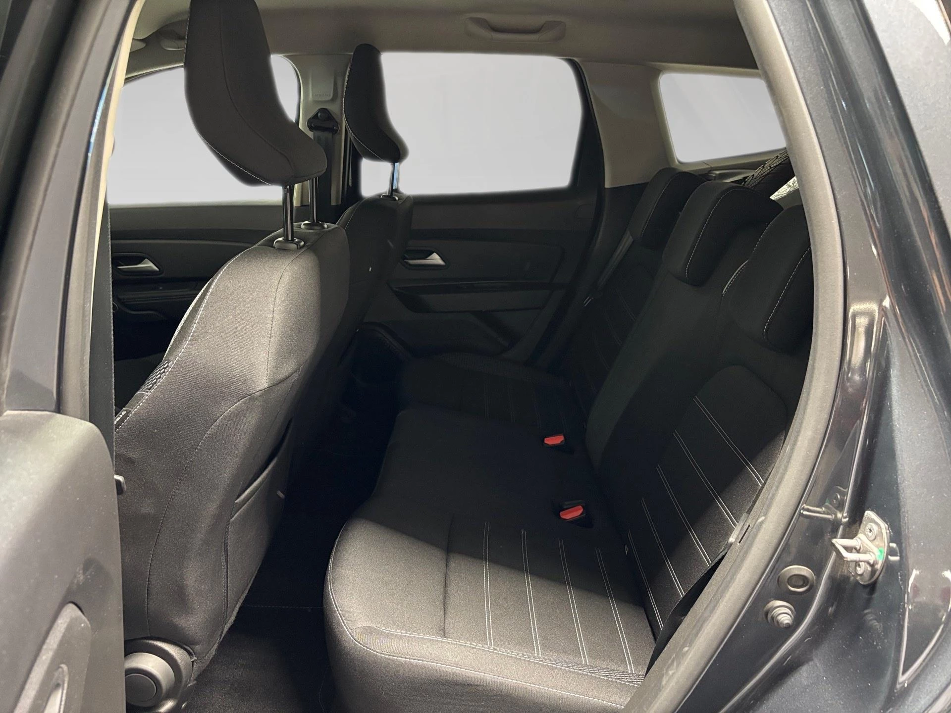 Dacia-Duster-image-10