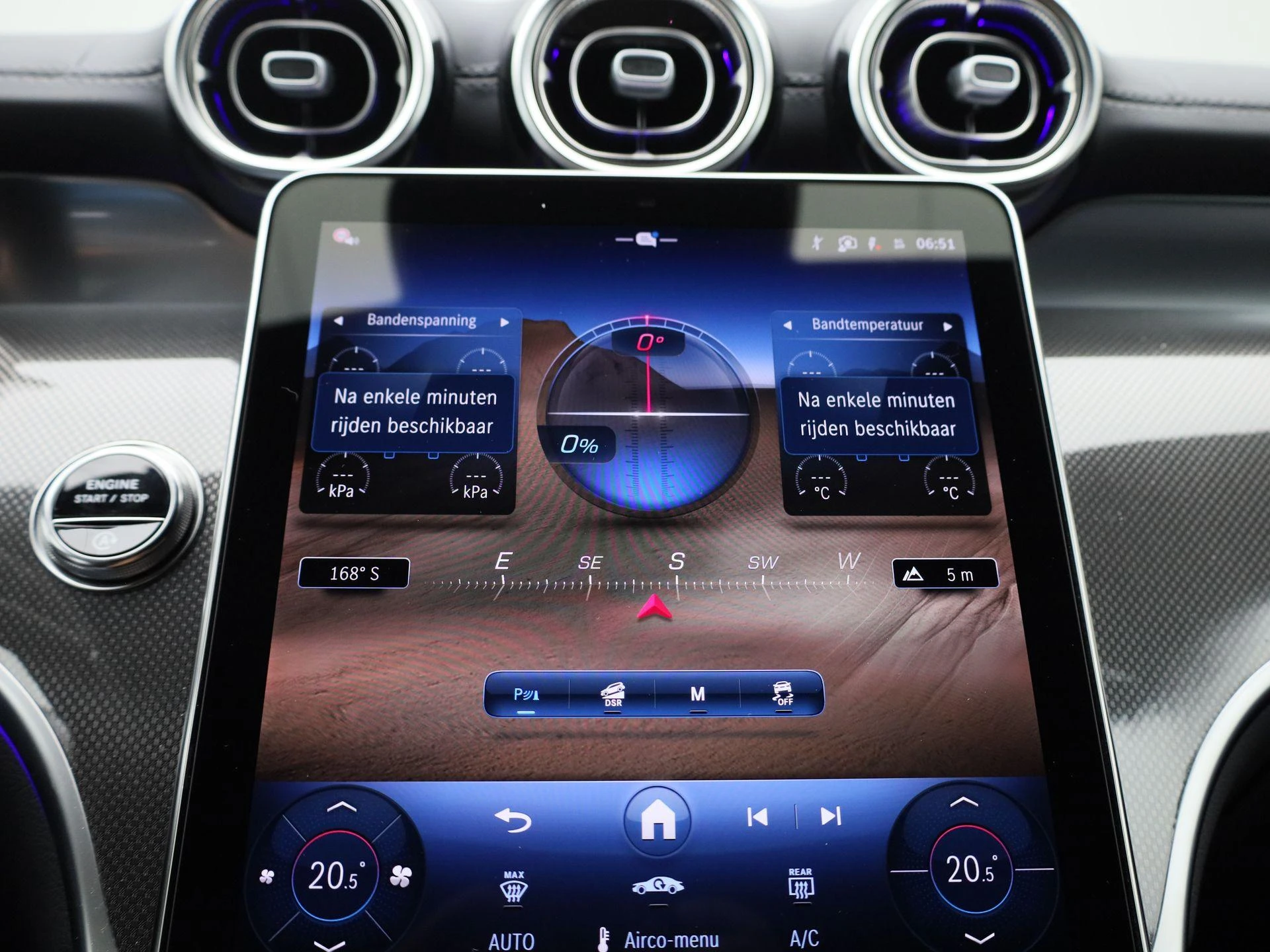 Mercedes-Benz-GLC-image-25