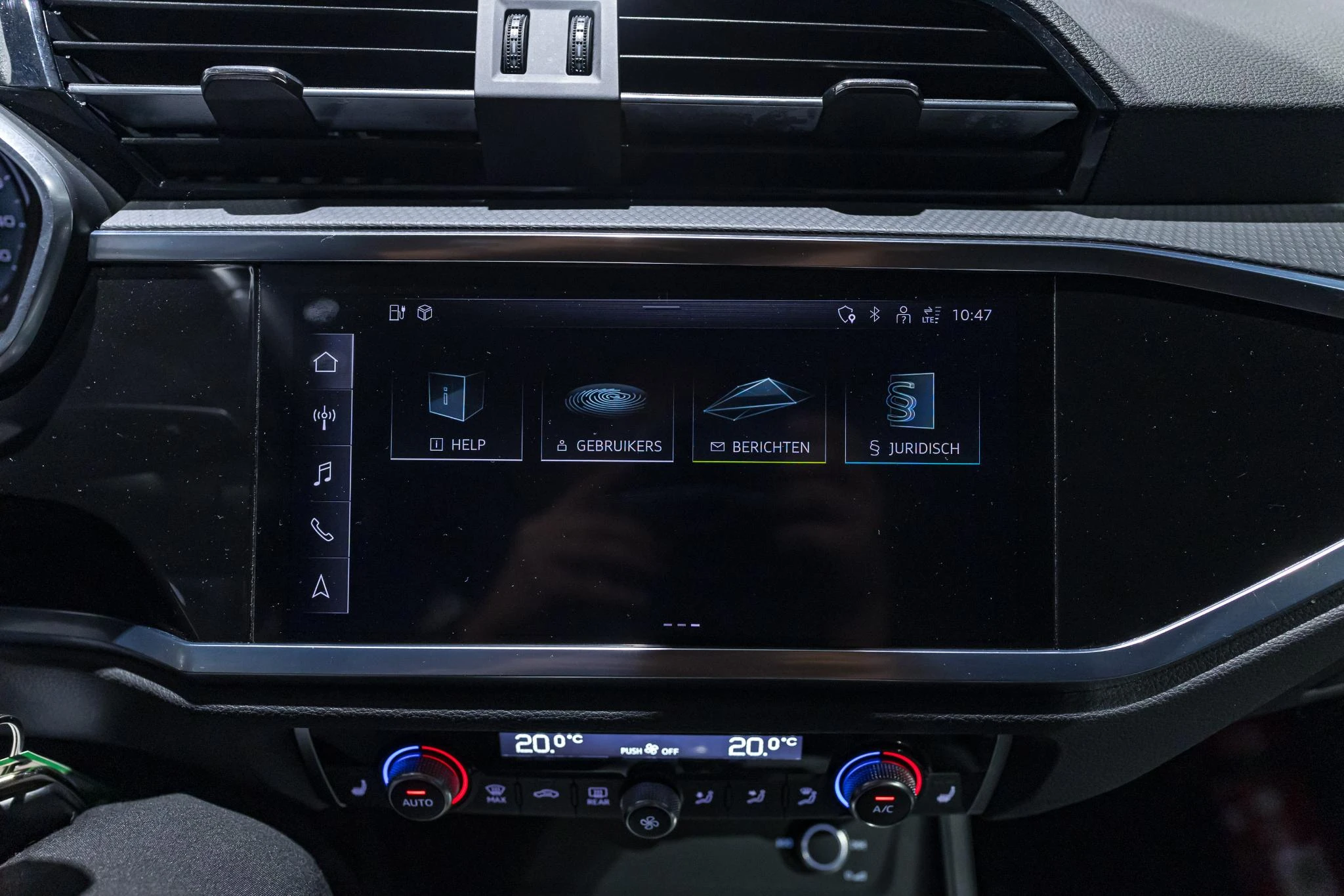Audi-Q3-image-32