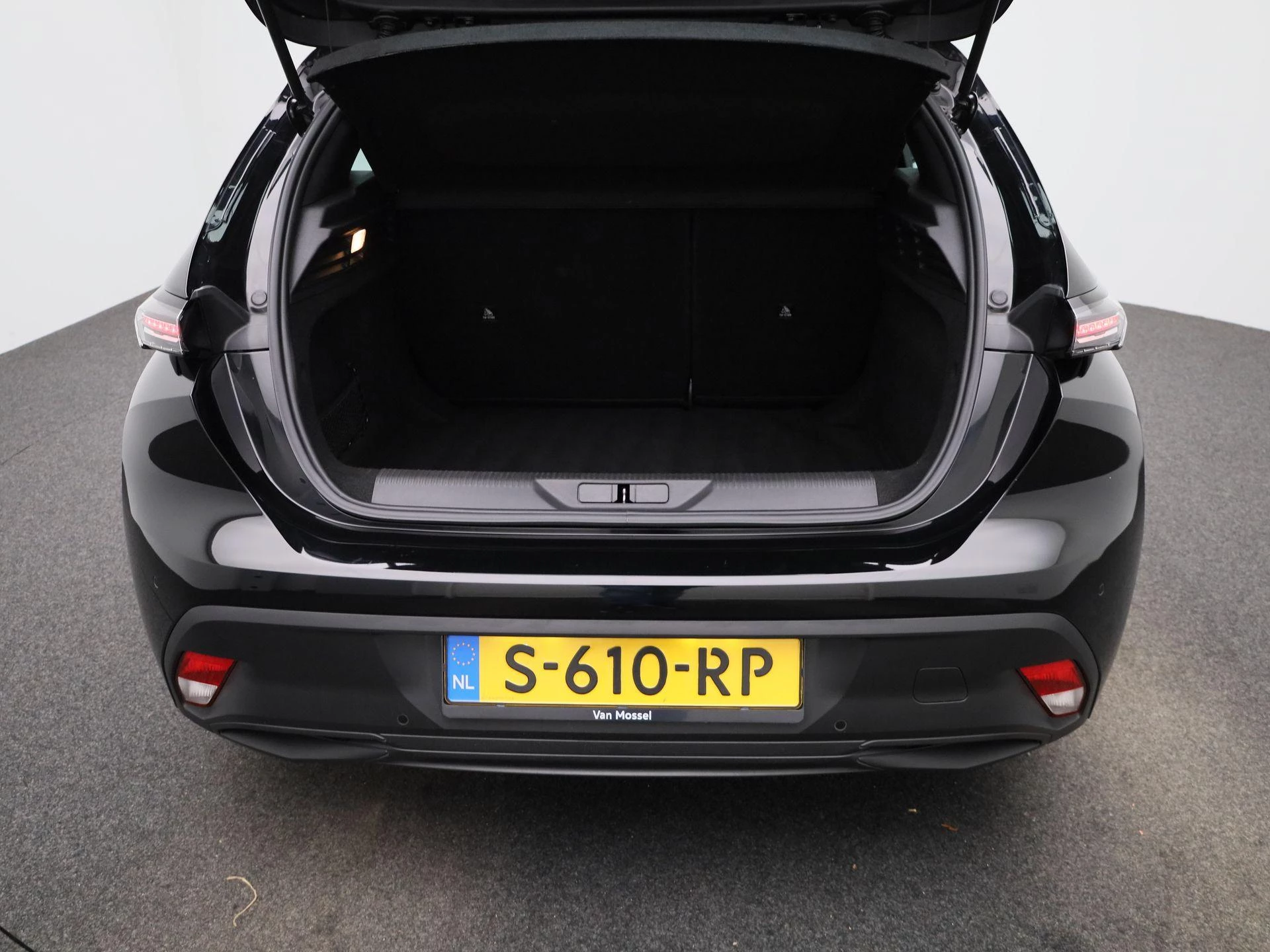 Peugeot-308-image-11