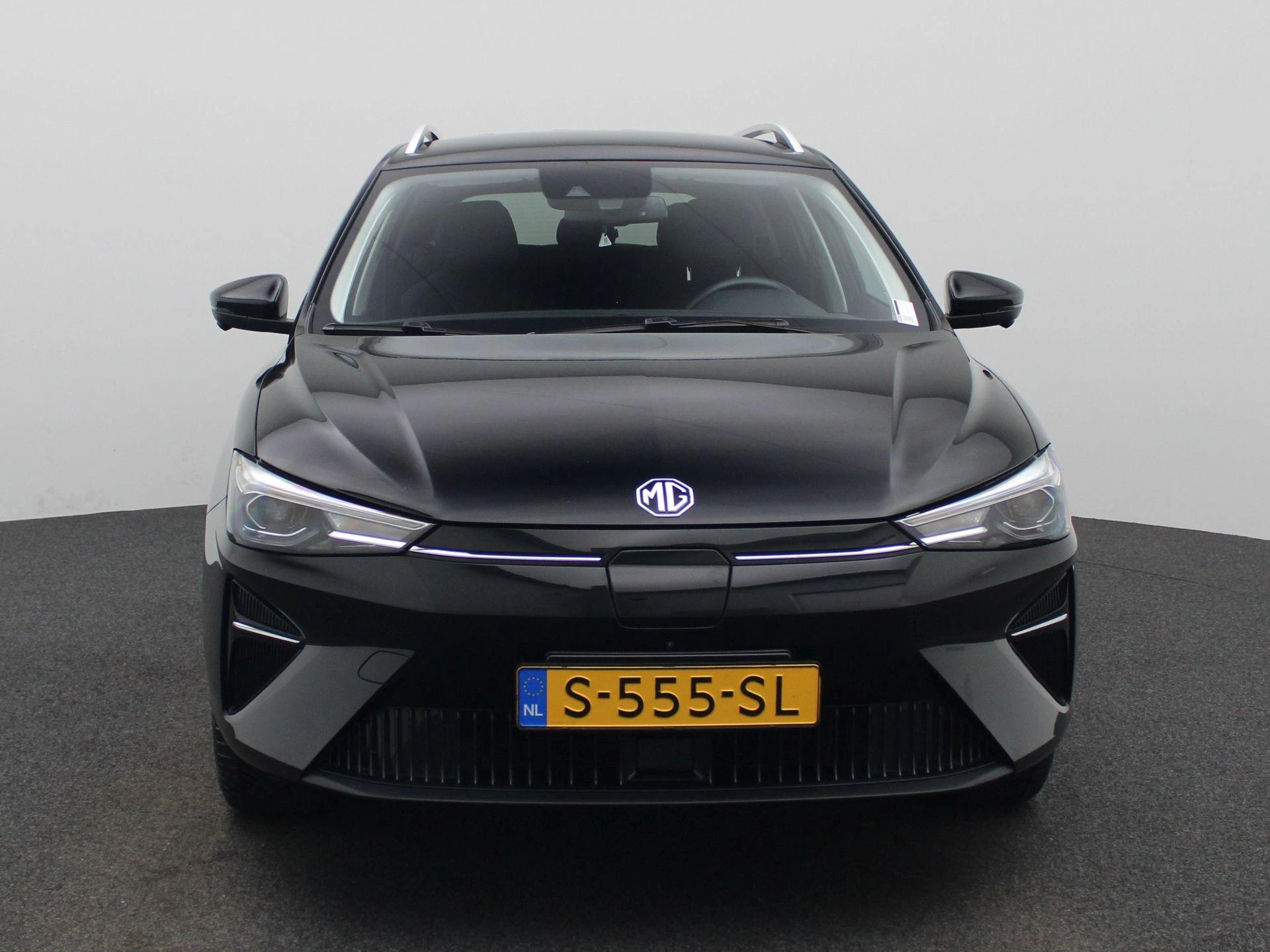 MG MG5 Electric Luxury Long Range 61 kWh