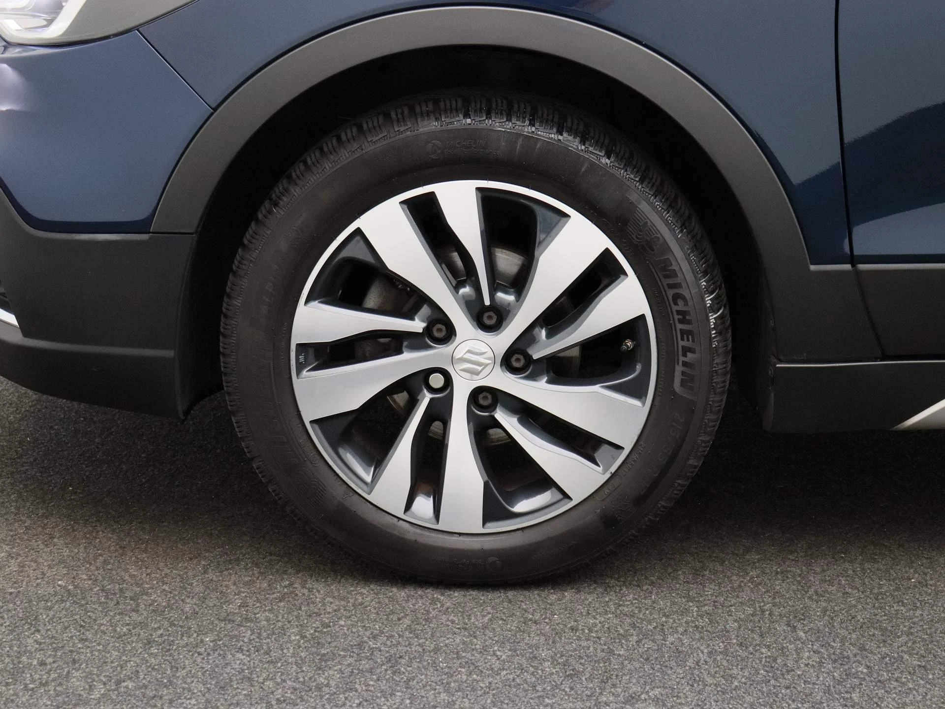 Suzuki-S-Cross-image-14