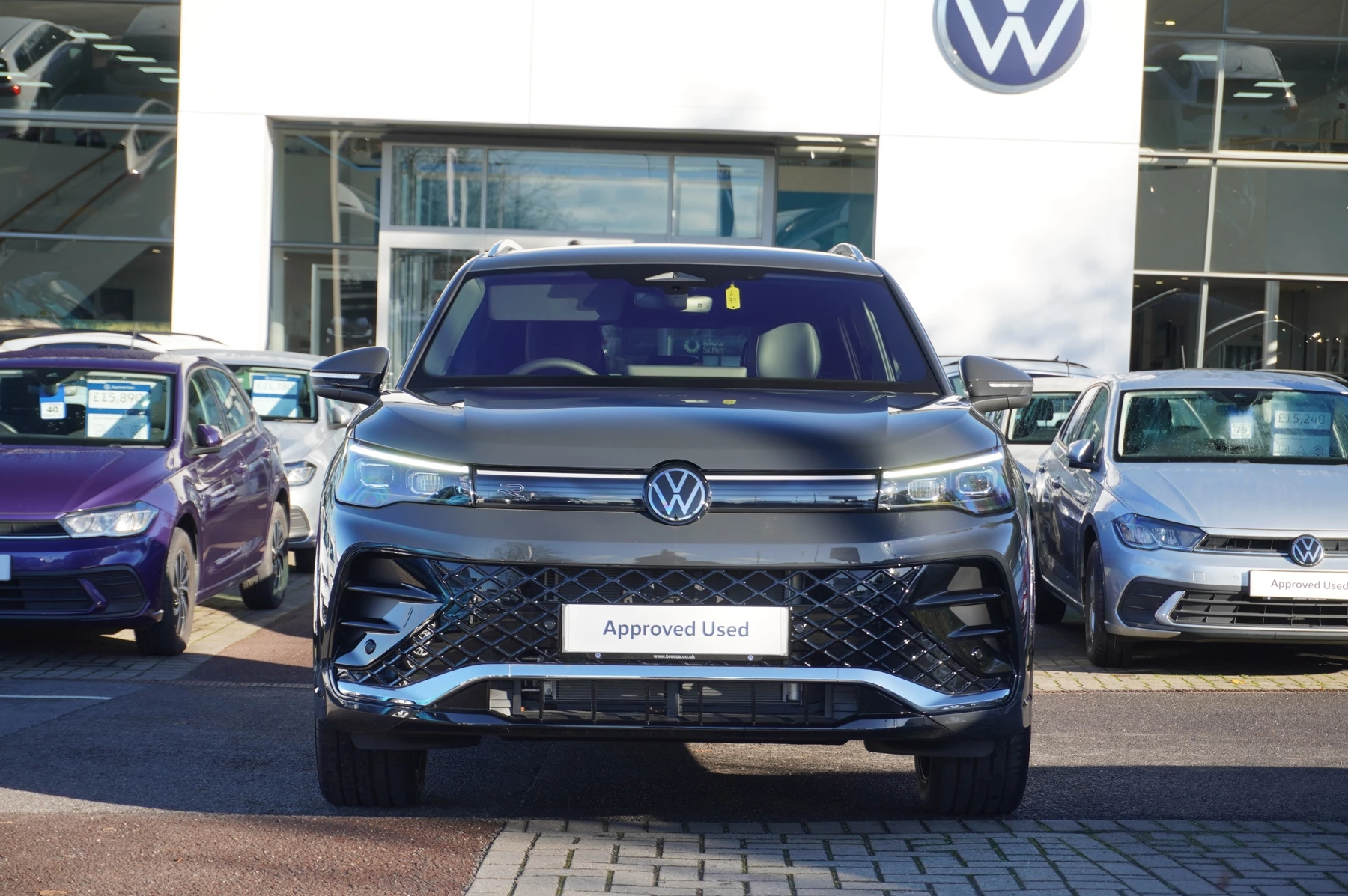 Volkswagen-Tiguan-image-6
