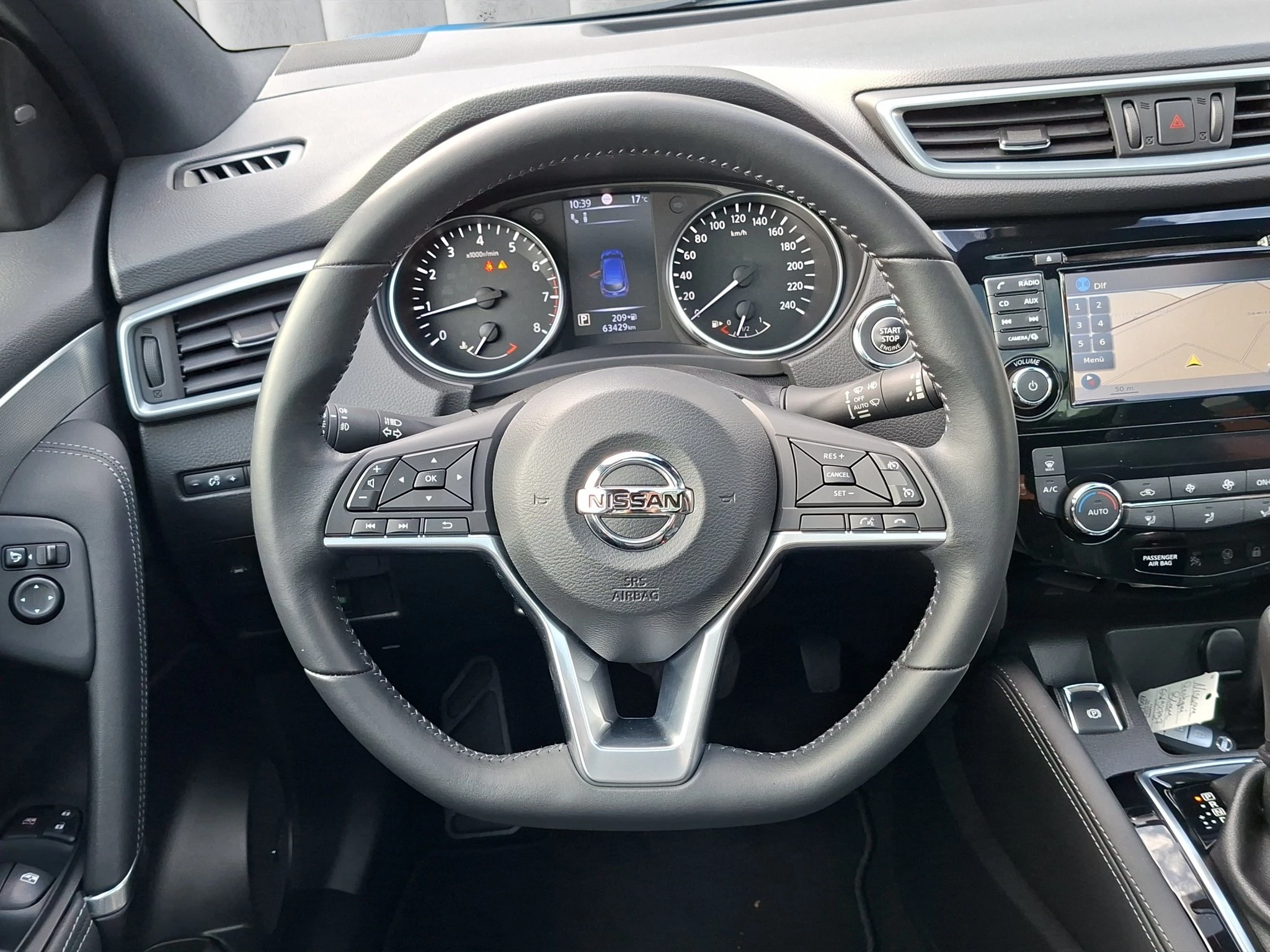 Nissan-QASHQAI-image-12