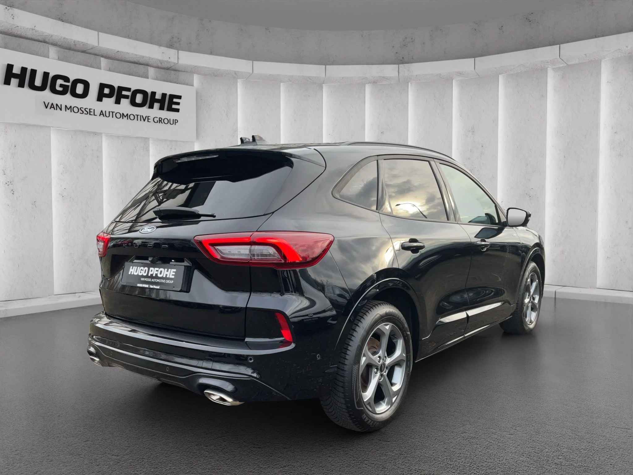 Ford Kuga ST-Line X Aut.*PANO*AHK*360GRAD*LED-MATRIX*NAVI*GRA*WINTER-PKT.