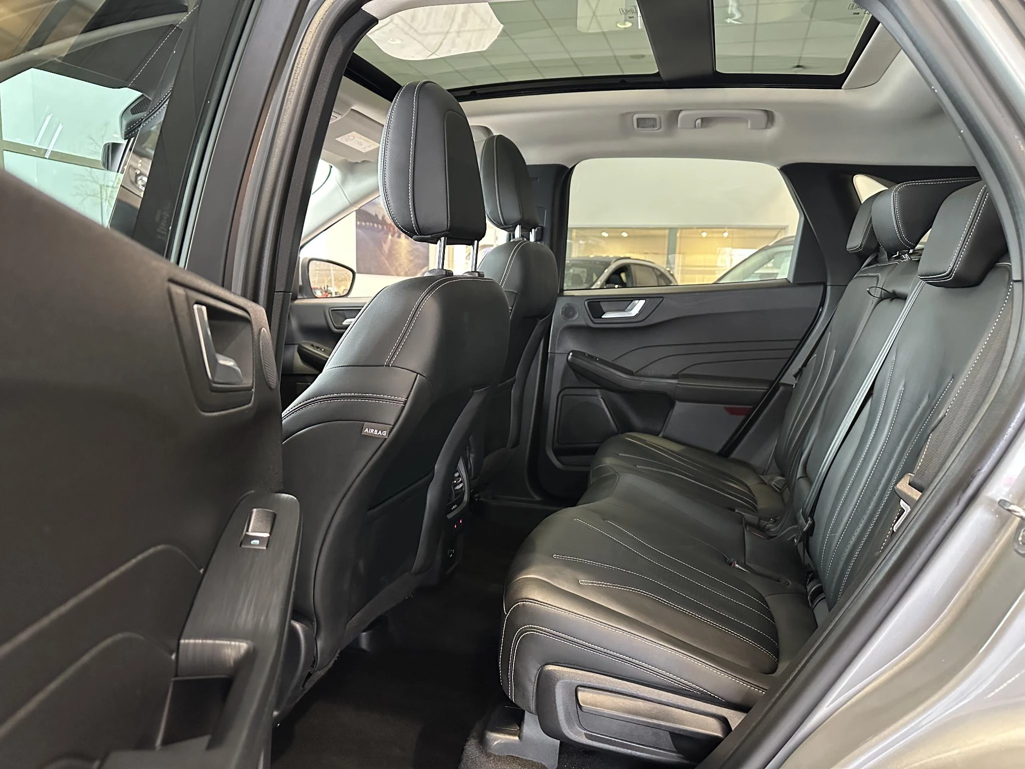 Ford-Kuga-image-28