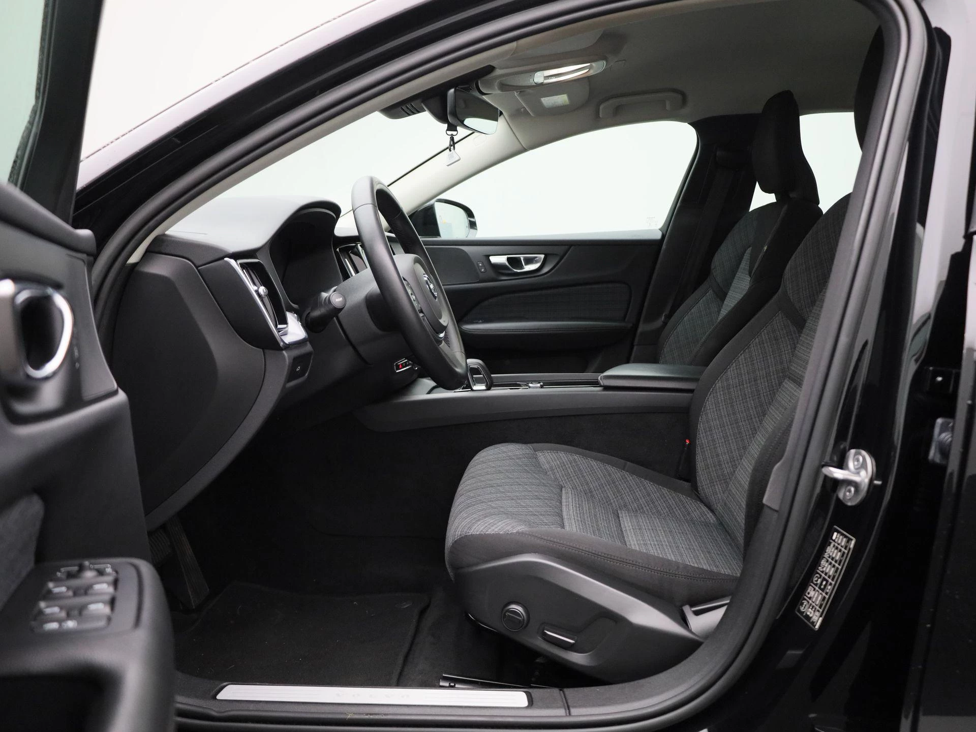Volvo-V60-image-10