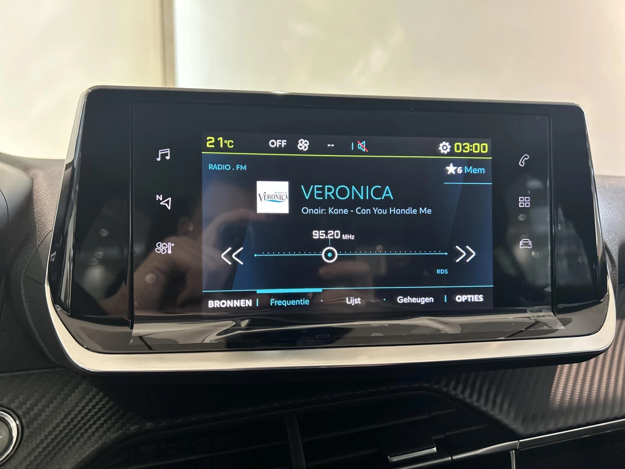 Peugeot e-208 EV Active Pack 50 kWh