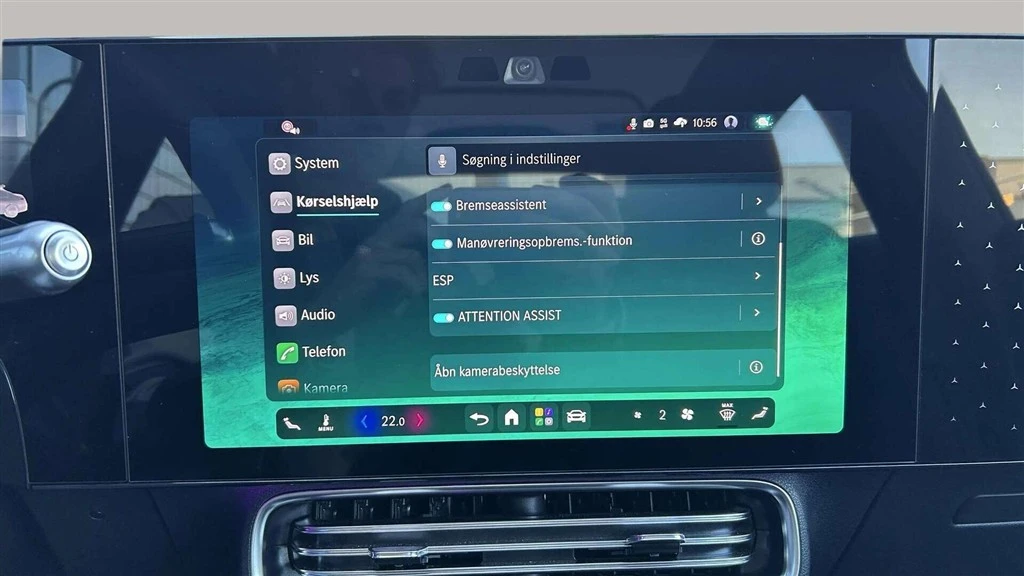 Mercedes-Benz-CLA-image-19