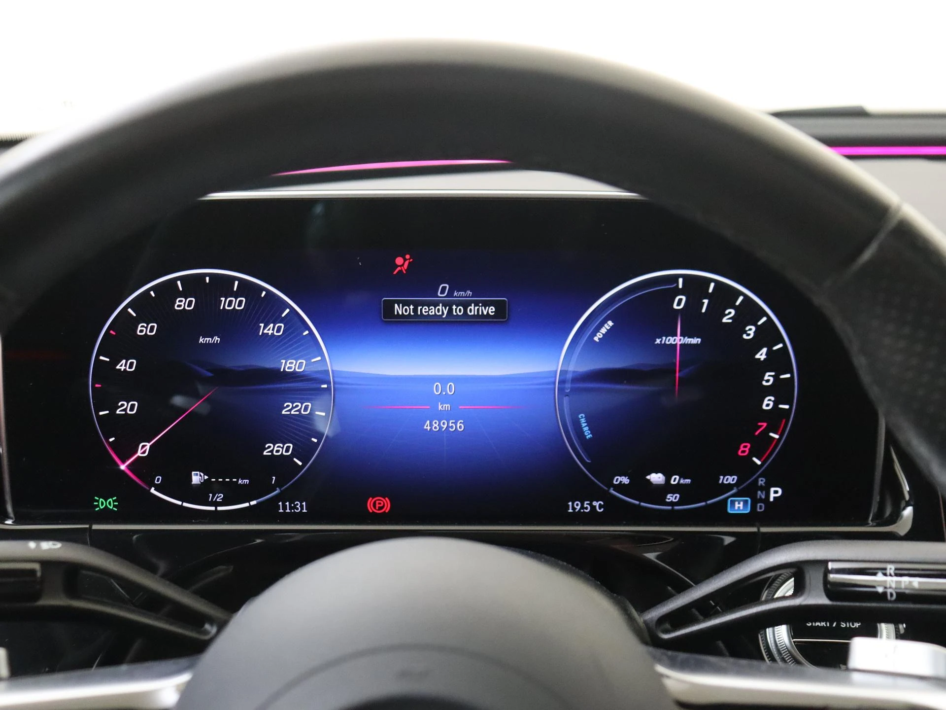 Mercedes-Benz-E-Klasse-image-11