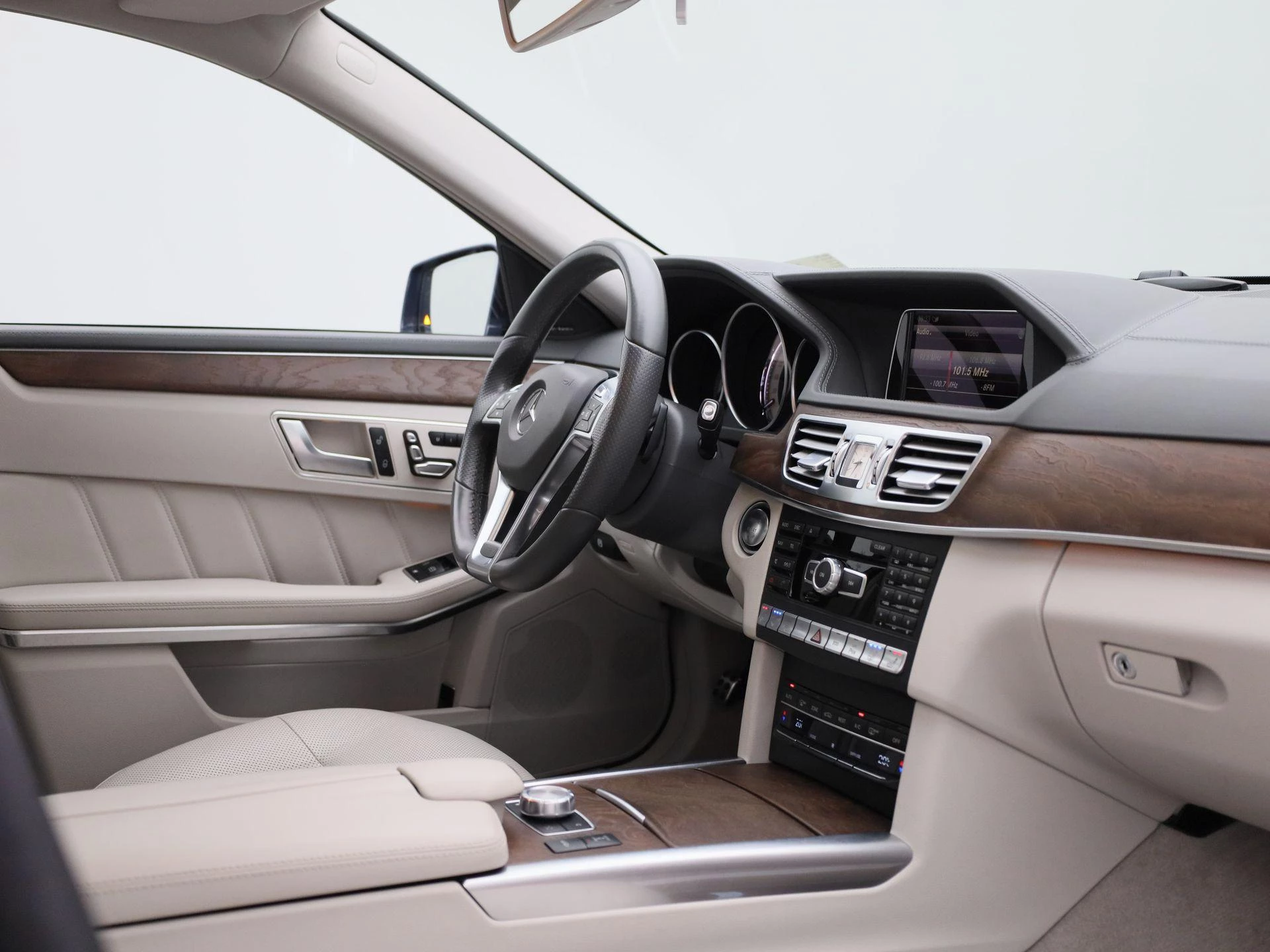 Mercedes-Benz E-Klasse 400 Edition Sport Avantgarde