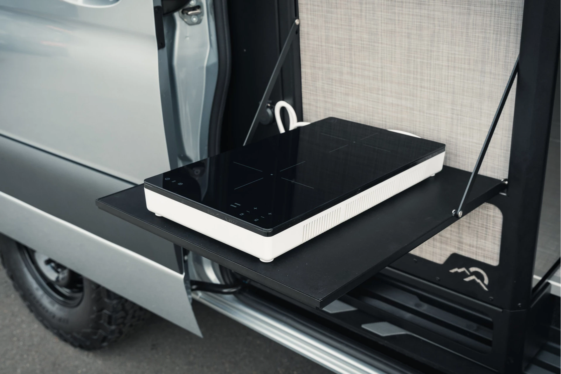 Mercedes-Benz-Sprinter-image-13