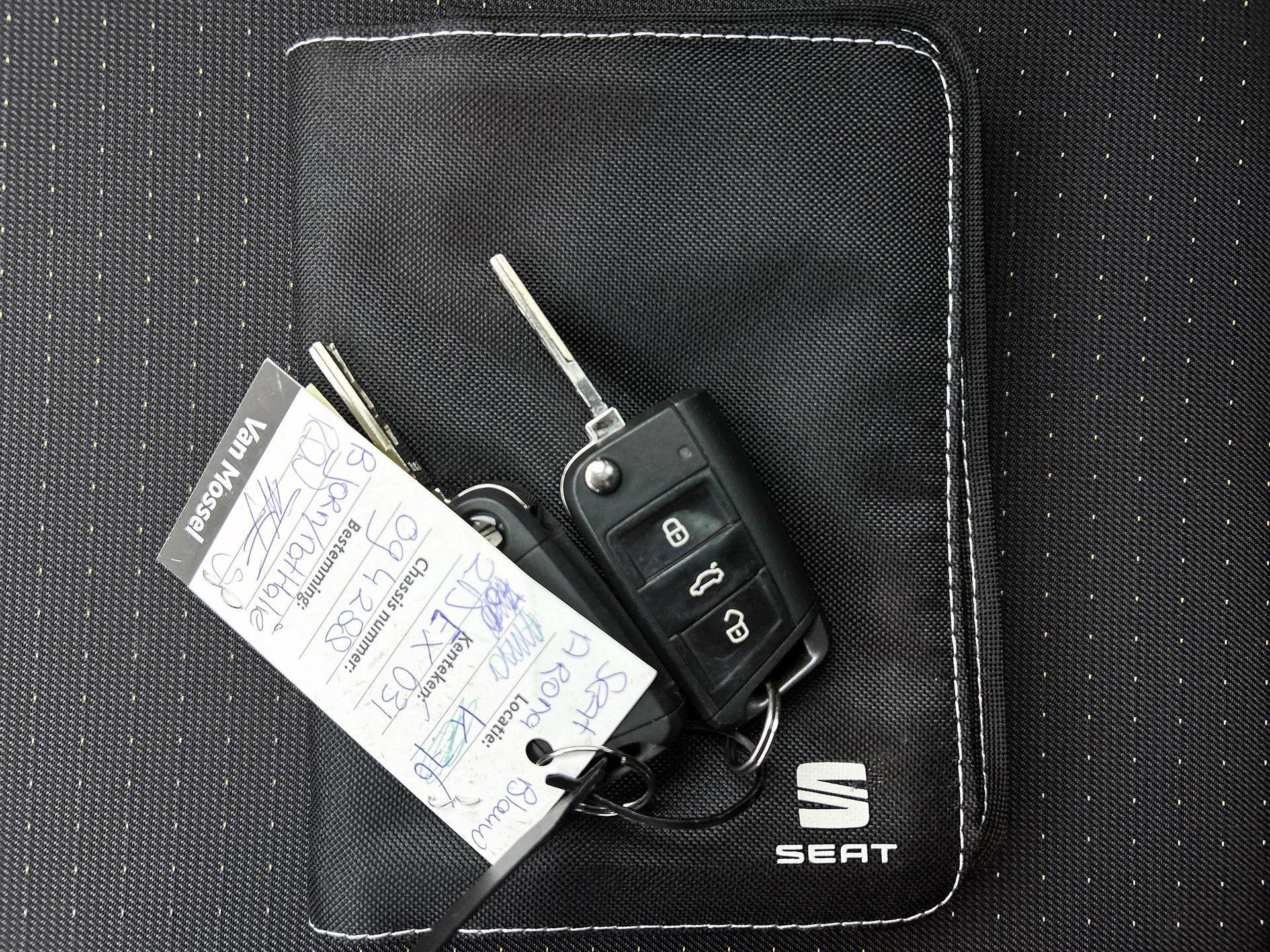 SEAT-Arona-image-24
