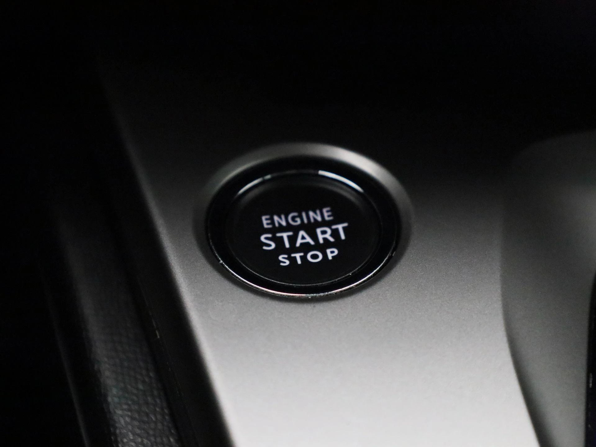 Peugeot-308-image-18