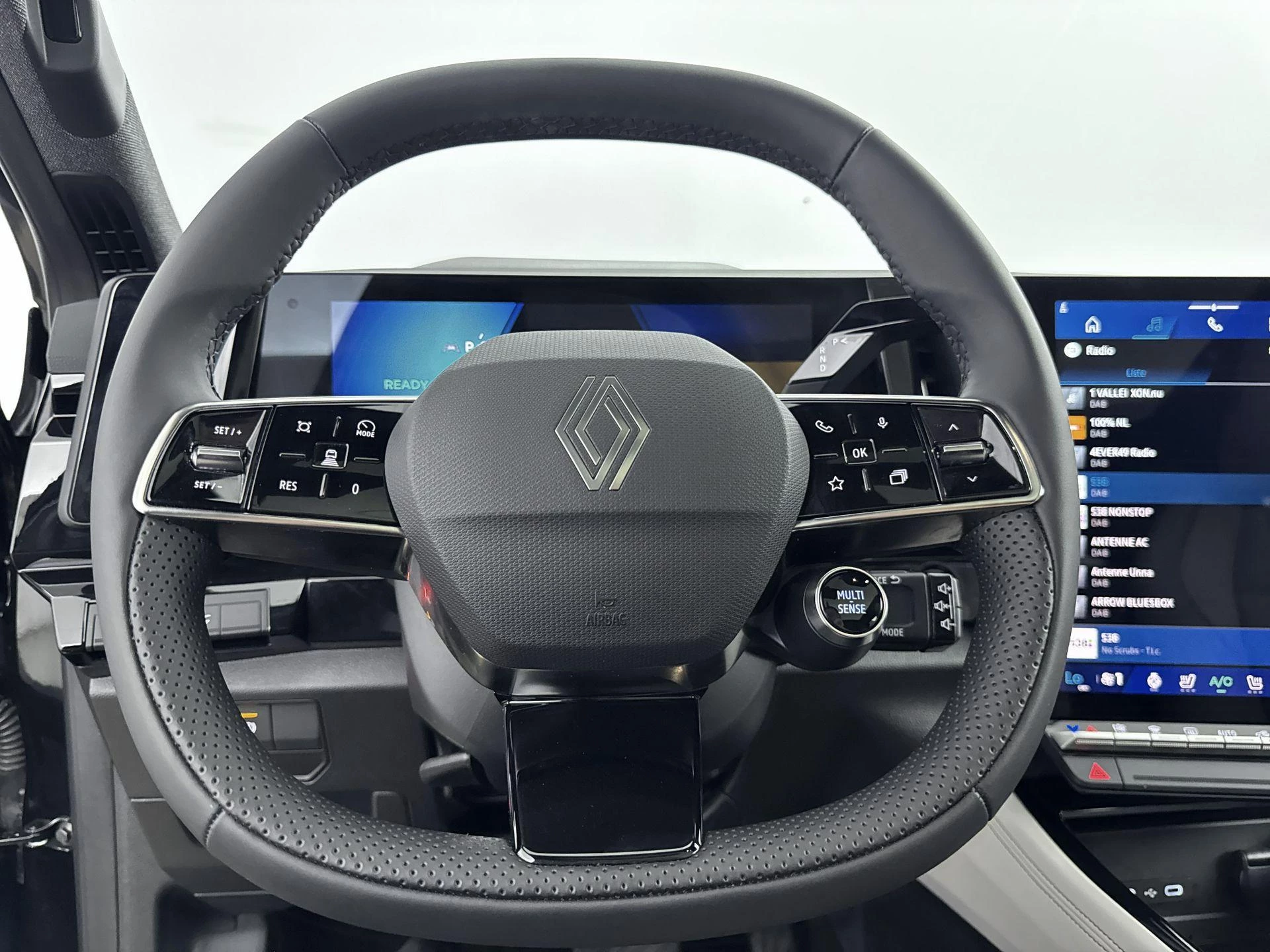 Renault Espace E-Tech full hybrid 200Pk iconic 7p.
