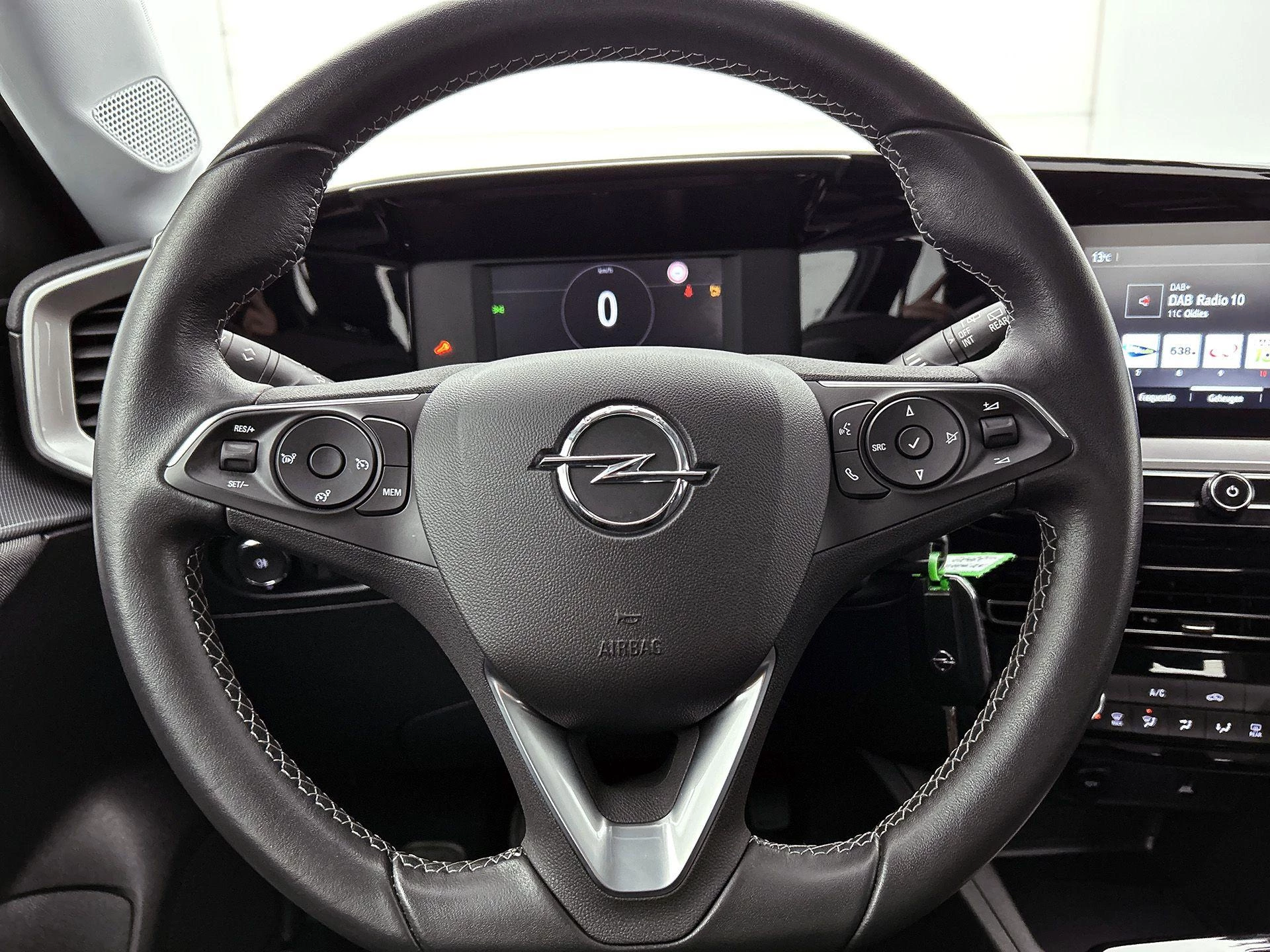 Opel-Mokka-image-28