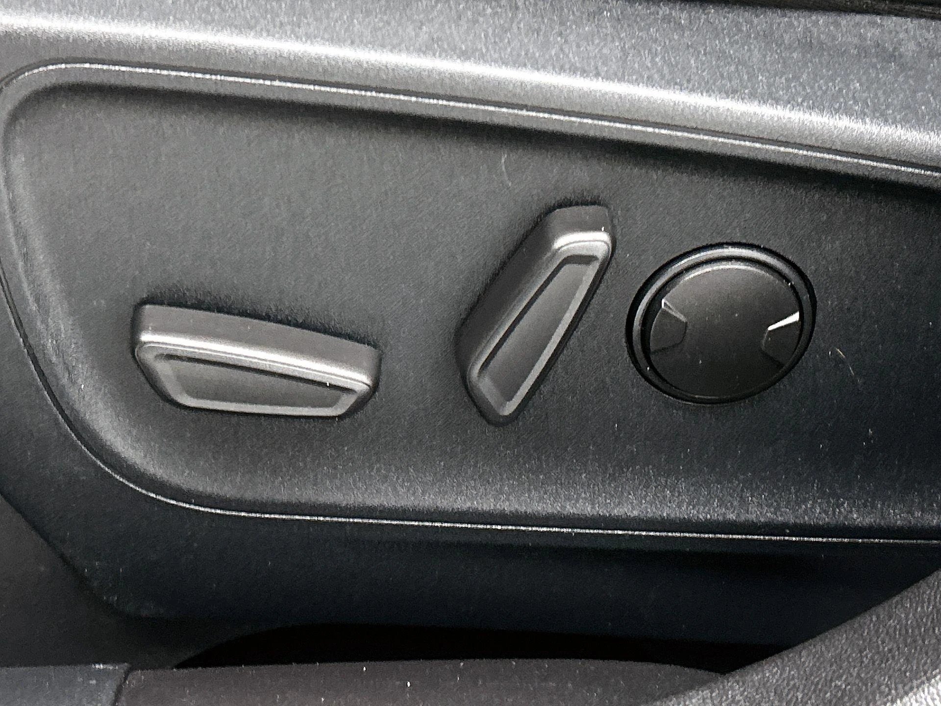 Ford-Kuga-image-24