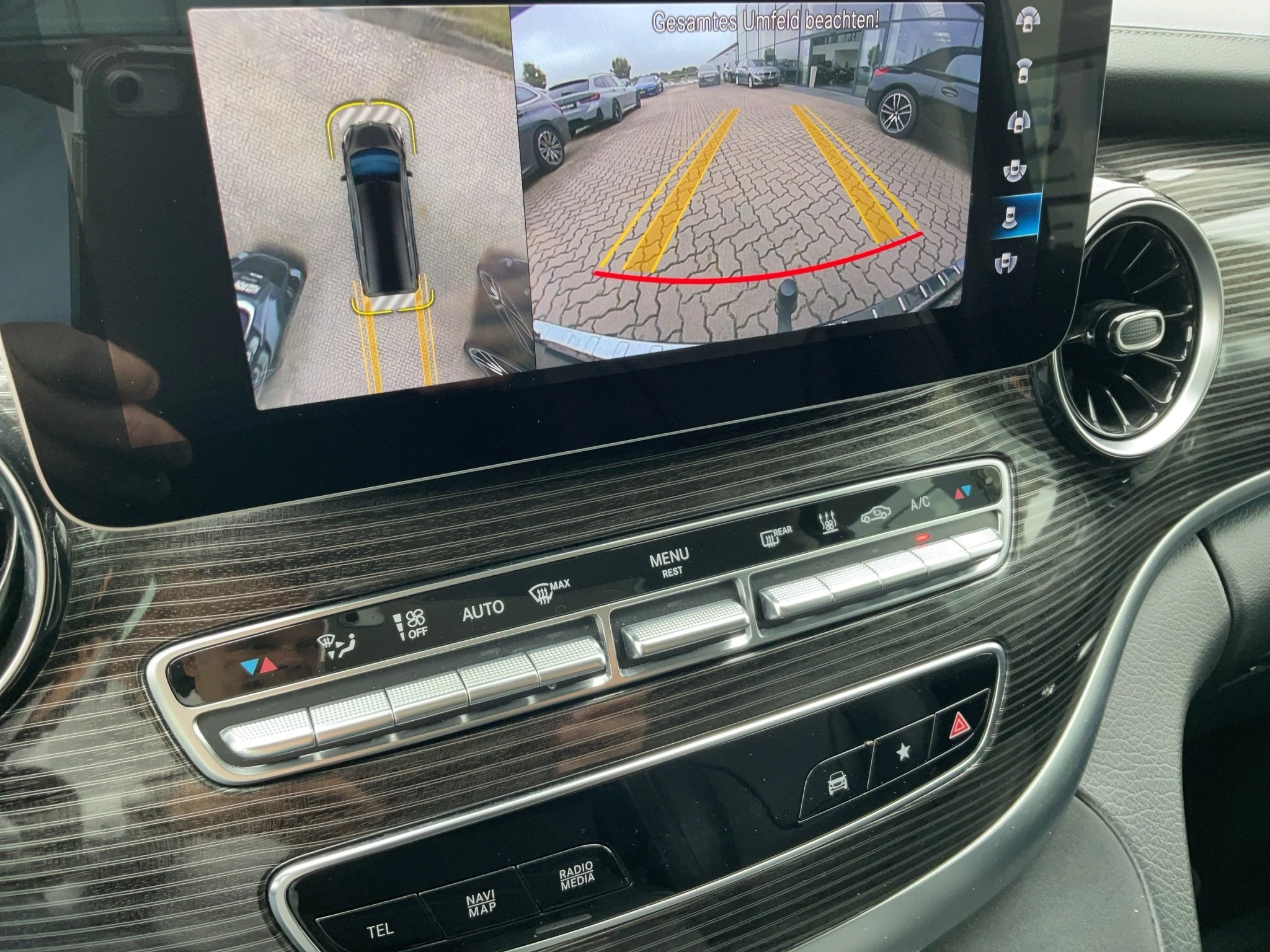 Mercedes-Benz V-Klasse 300 d Avantgarde Edition 4MATIC lang