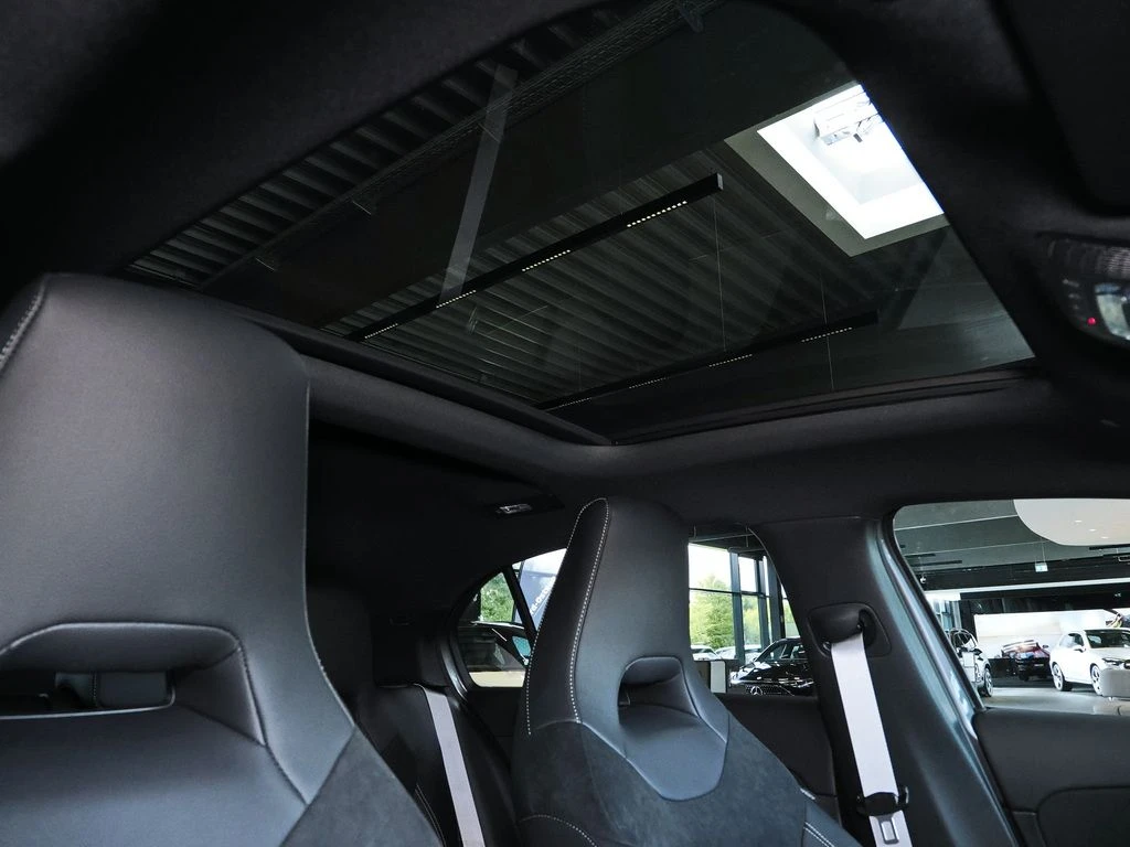 Mercedes-Benz-A-Klasse 200-image-13