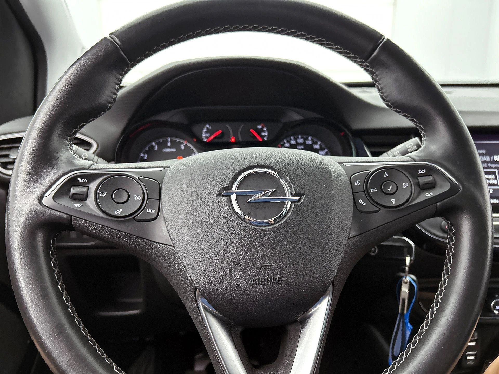 Opel-Crossland X-image-32