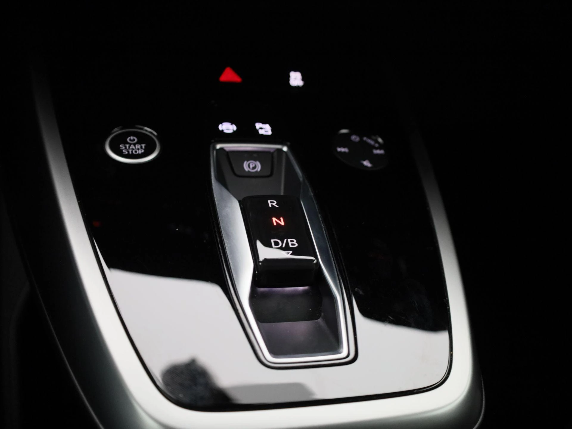 Audi-Q4 e-tron-image-16