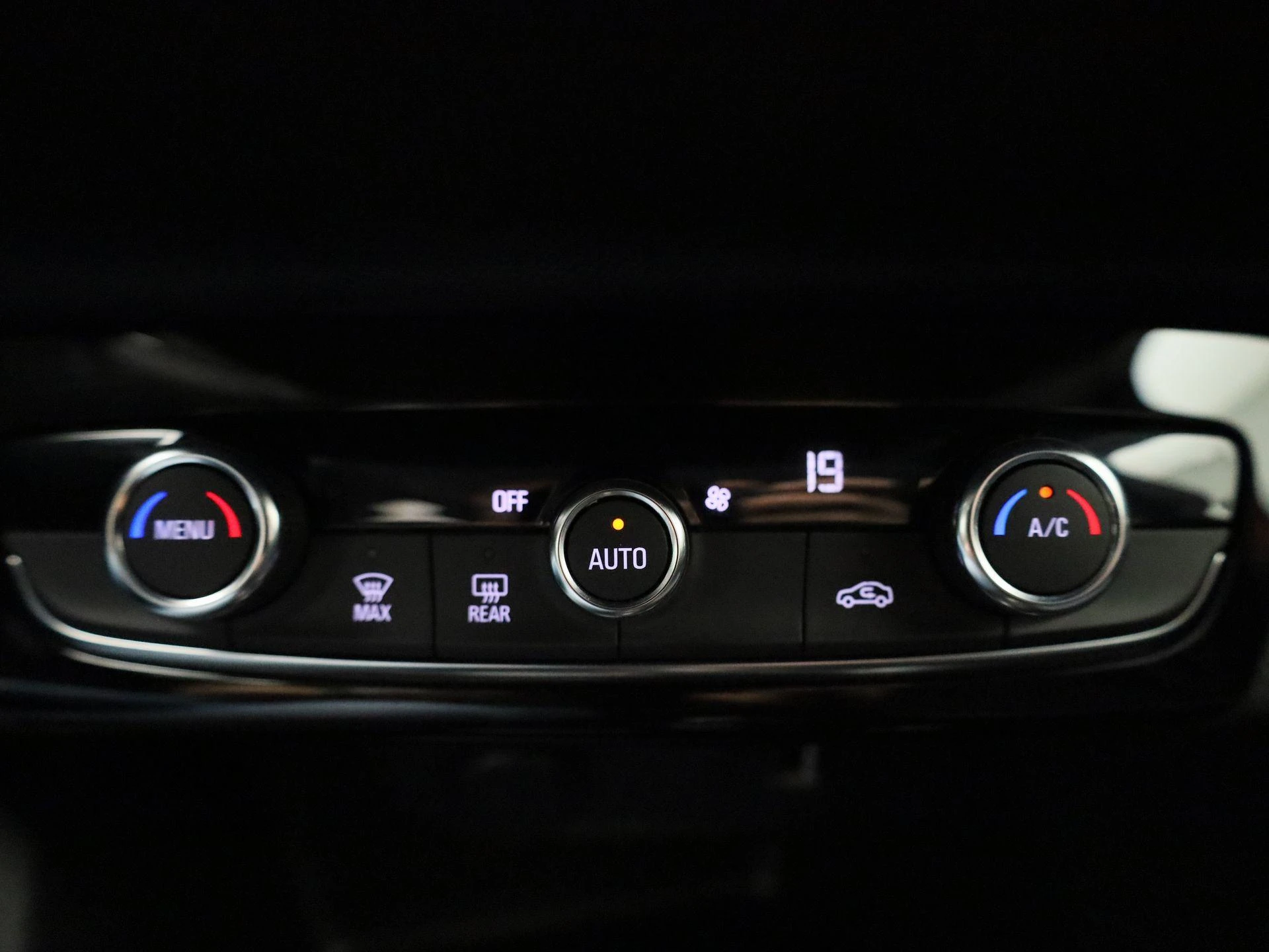Opel-Corsa-e-image-24