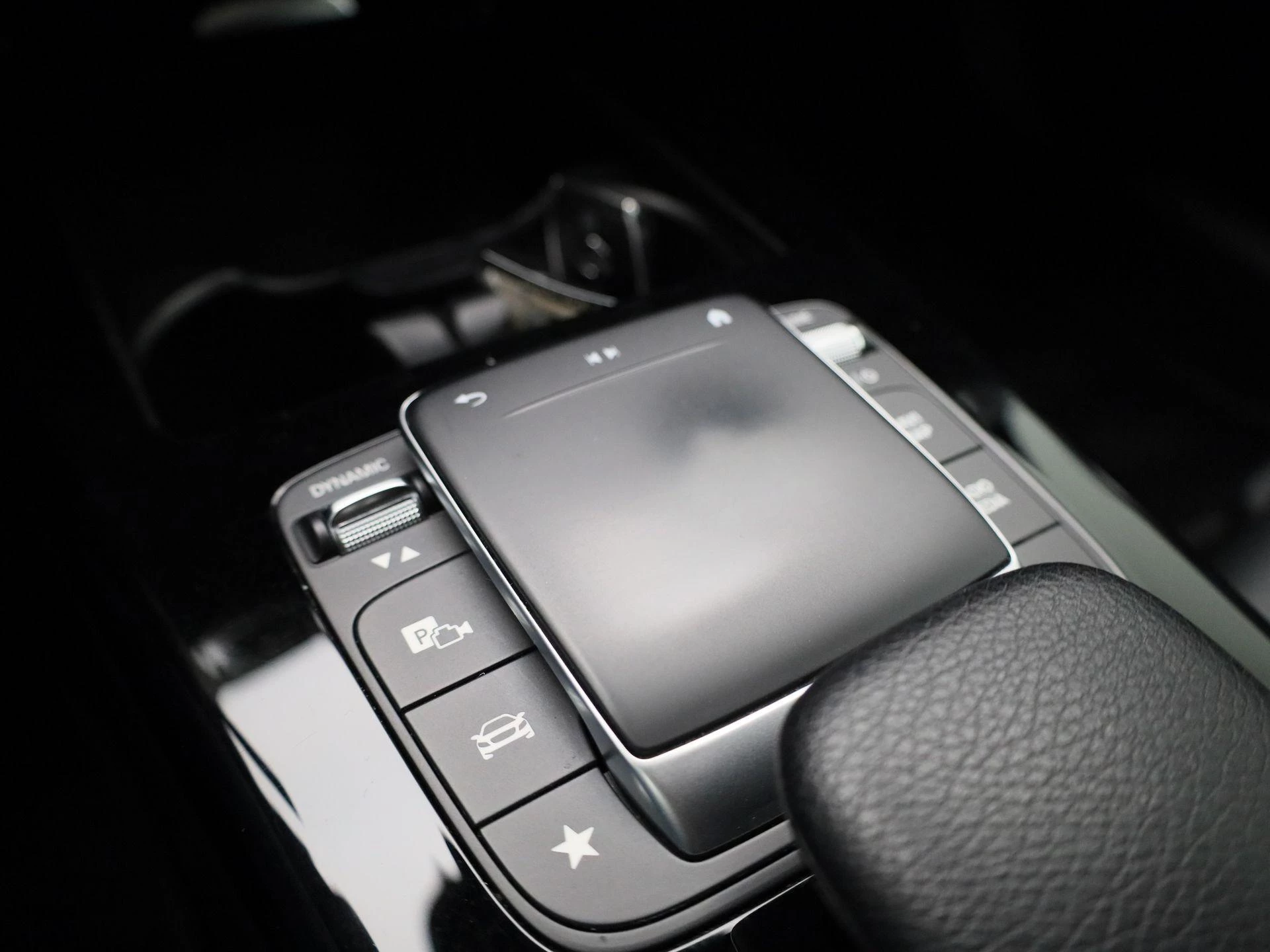 Mercedes-Benz-A-Klasse-image-25