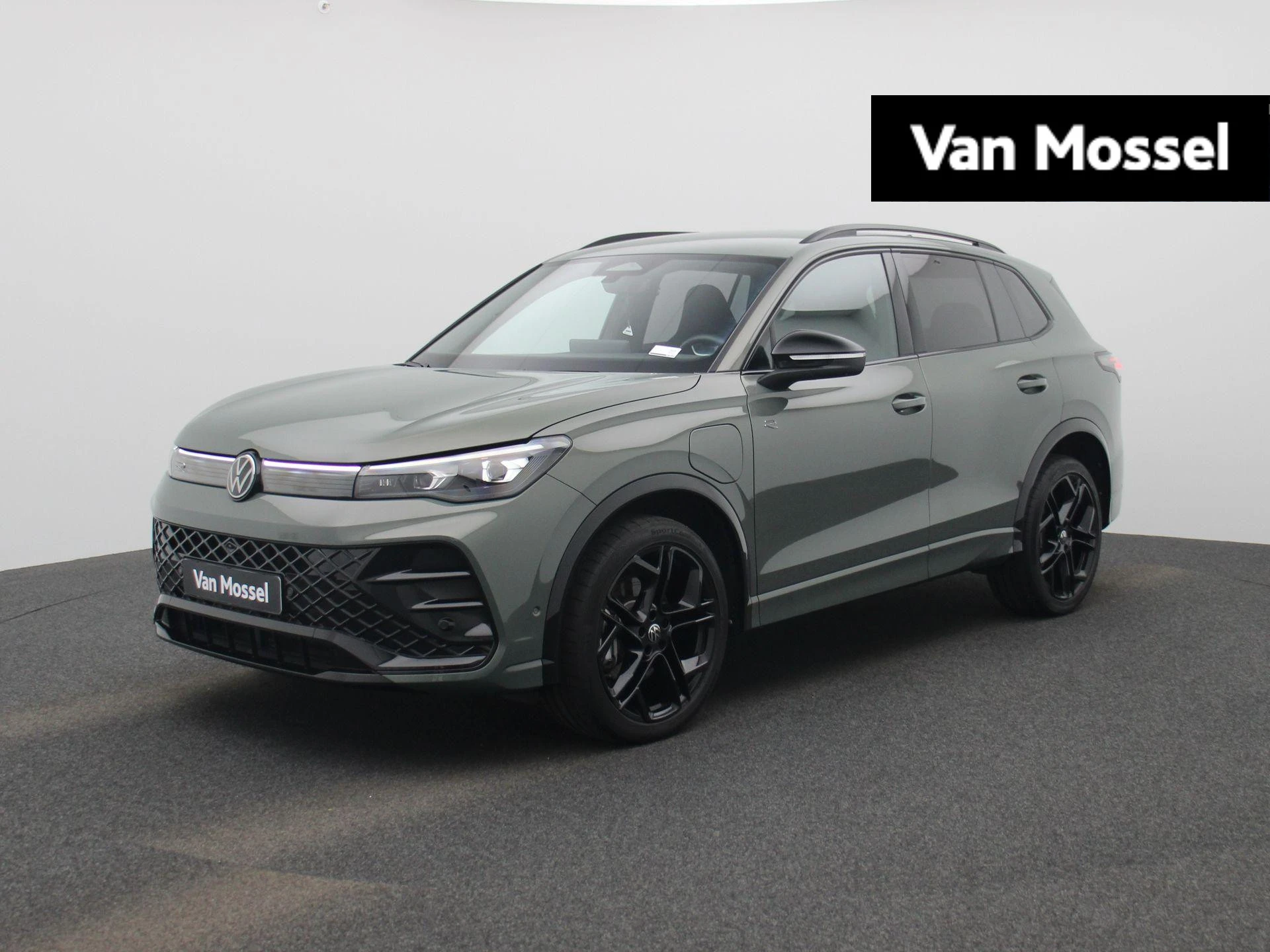 Volkswagen-Tiguan-image-0
