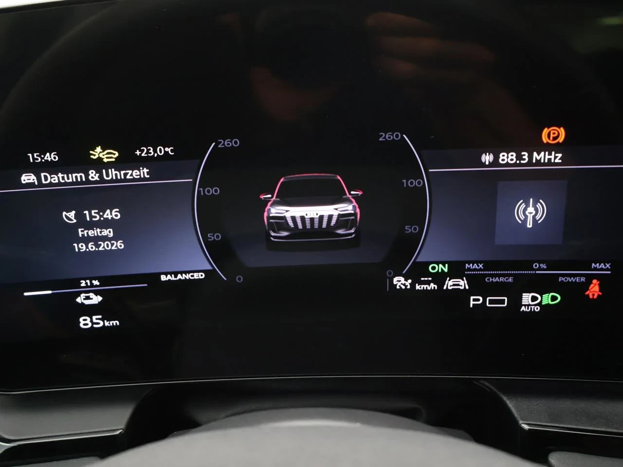 Audi Q6 e-tron Sportback Audi Q6 e-tron 83kWh 45 Advanced *AUTOMAAT*SHADWOW LOOK*NAVI*APP-CONNECT*CAMERA*PDC*...*