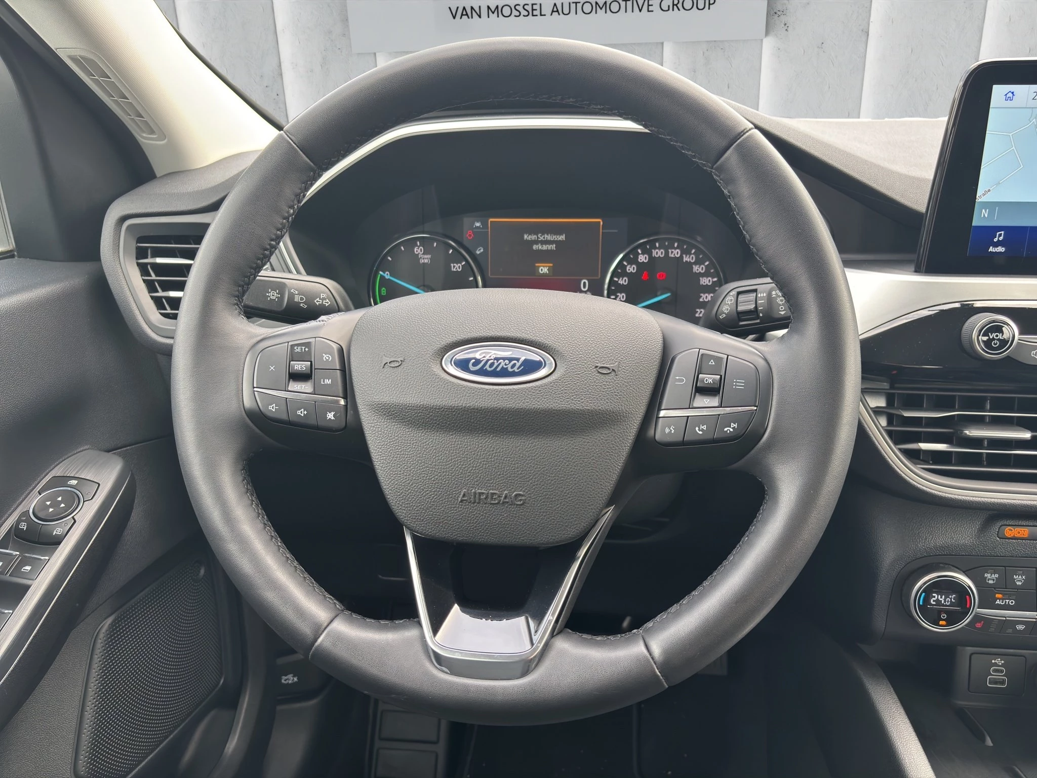 Ford Kuga Cool und Connect 2.5 FHEV Aut. | GJR | PDC | SHZ | Navi