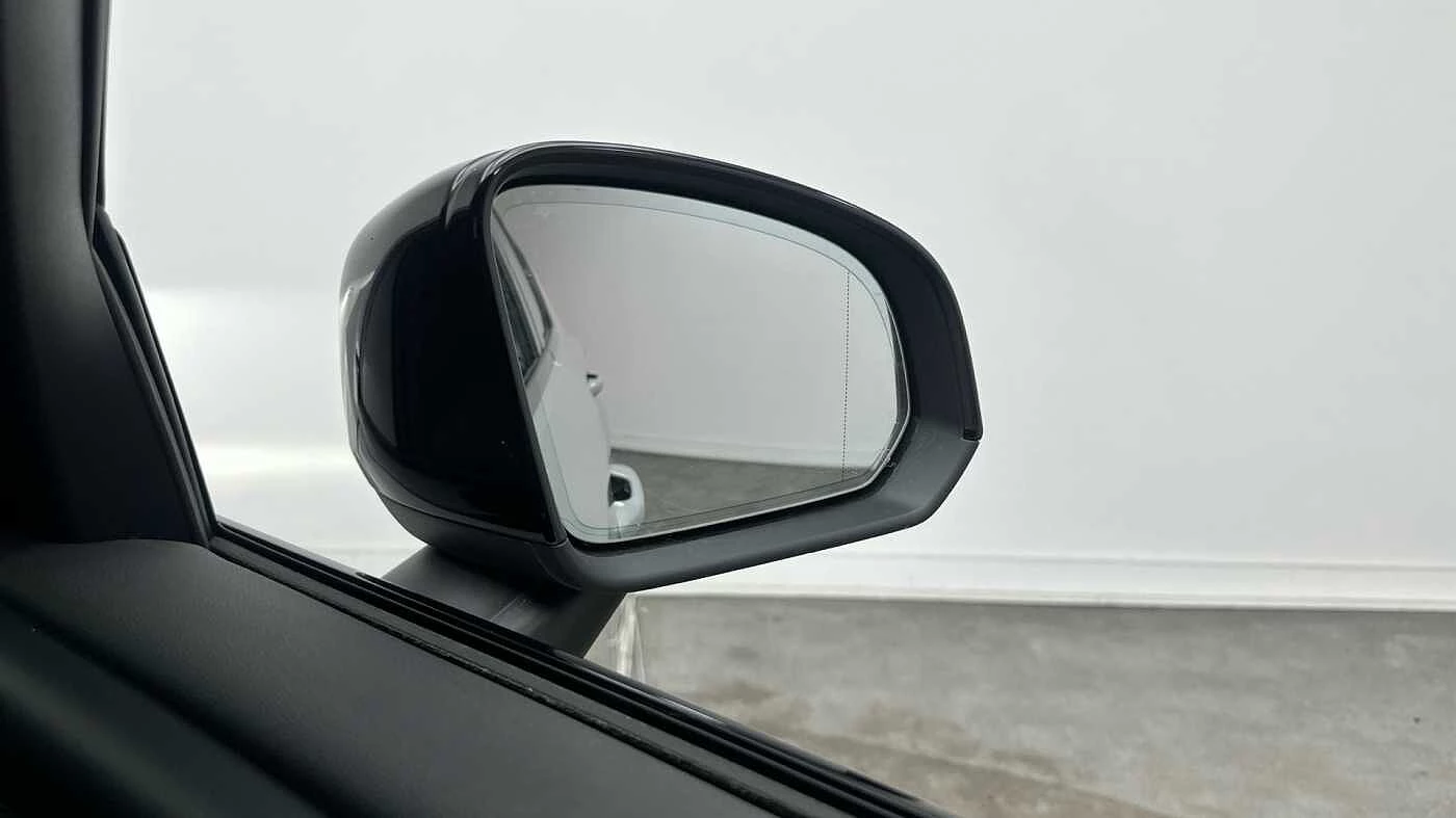 Volvo-XC40-image-24