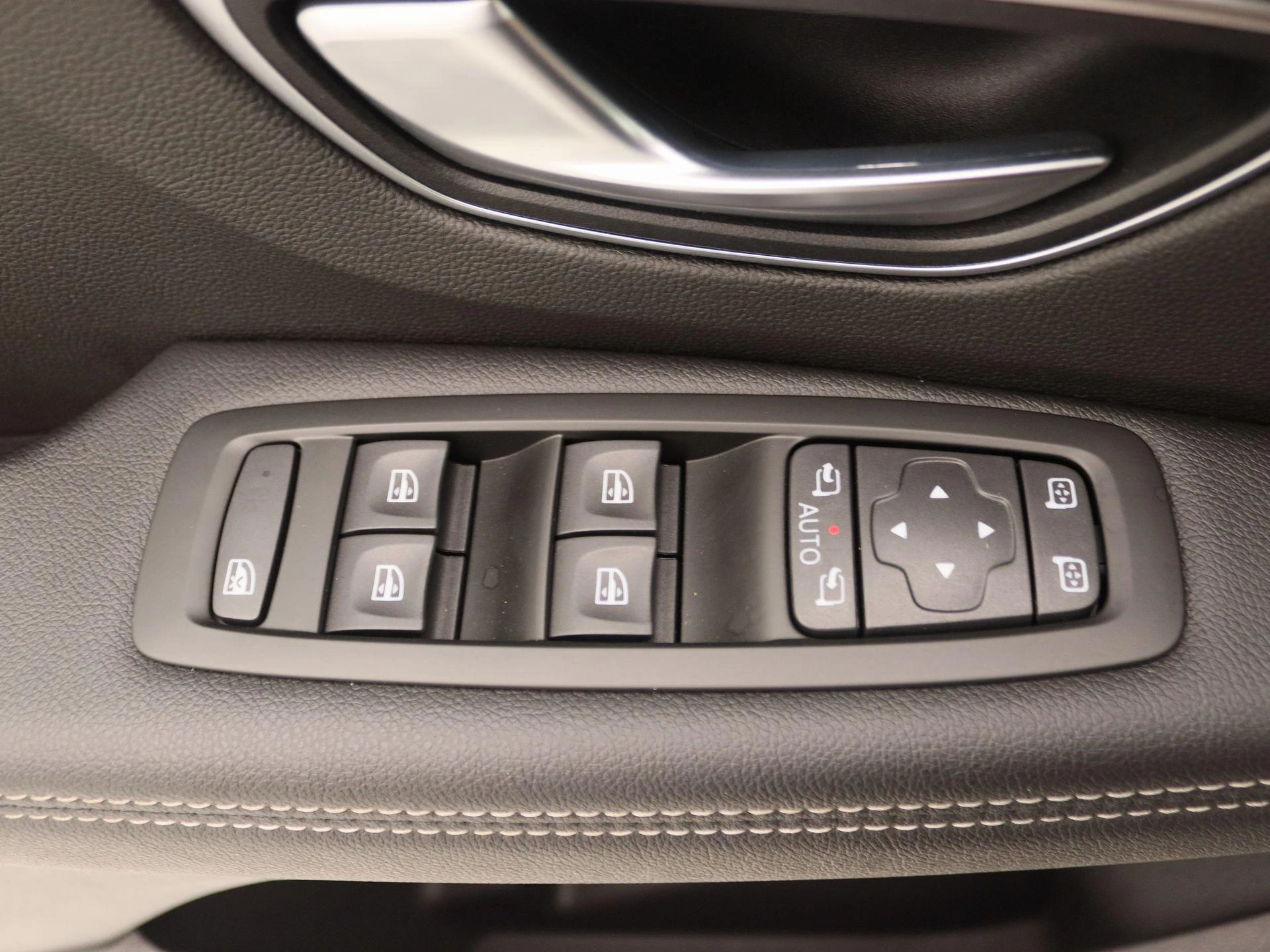 Renault Scénic TCe 140 EDC Automaat Bose