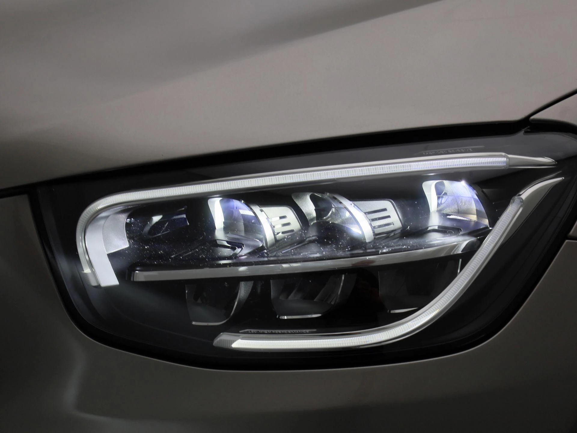 Mercedes-Benz-GLC-image-14