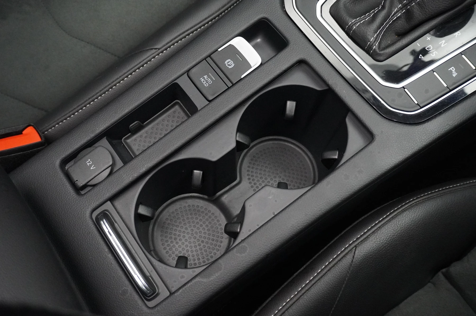 Volkswagen-Arteon-image-38